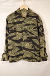 Mid-1960s US-L Okinawa Tiger Pattern Tiger Stripe US-Cut Shirt, Used