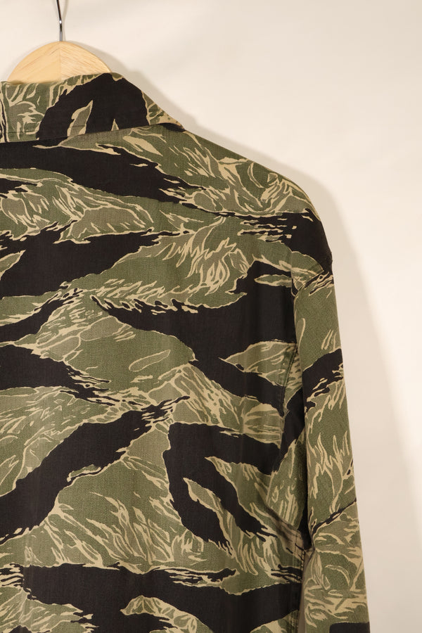 Mid-1960s US-L Okinawa Tiger Pattern Tiger Stripe US-Cut Shirt, Used