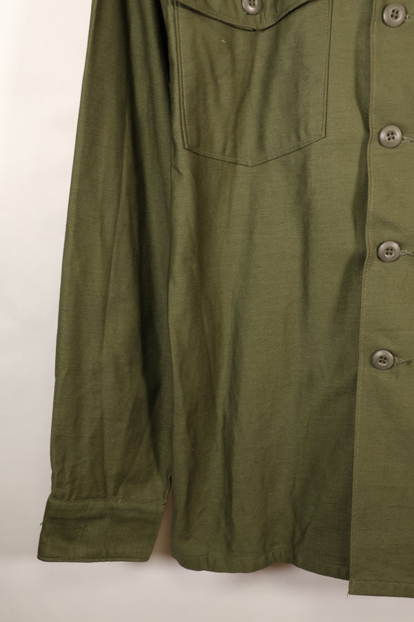 1960年代中頃　16 1/2 x 36　アメリカ陸軍　OG-107 ユーティリティシャツ　ほぼ未使用品