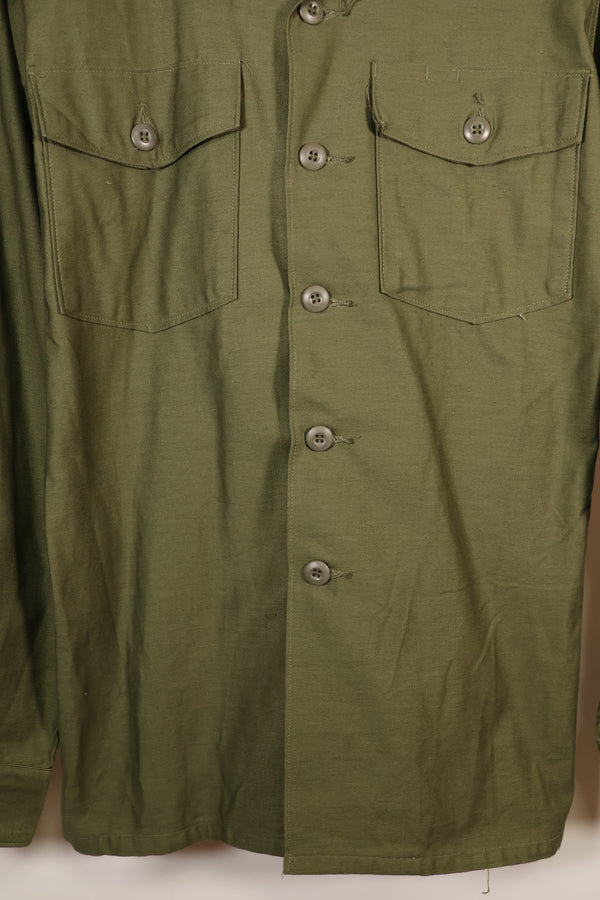 1960年代中頃　16 1/2 x 36　アメリカ陸軍　OG-107 ユーティリティシャツ　ほぼ未使用品