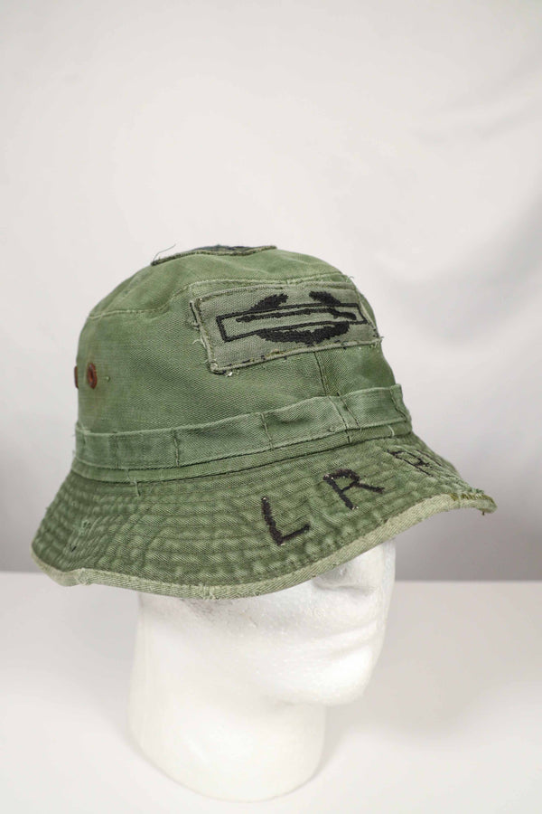 実物　ローカルメイド　ODブーニー　9th Infantry Divition LRRP 直接刺繍&狙撃手パッチ付き　ブーニーハット