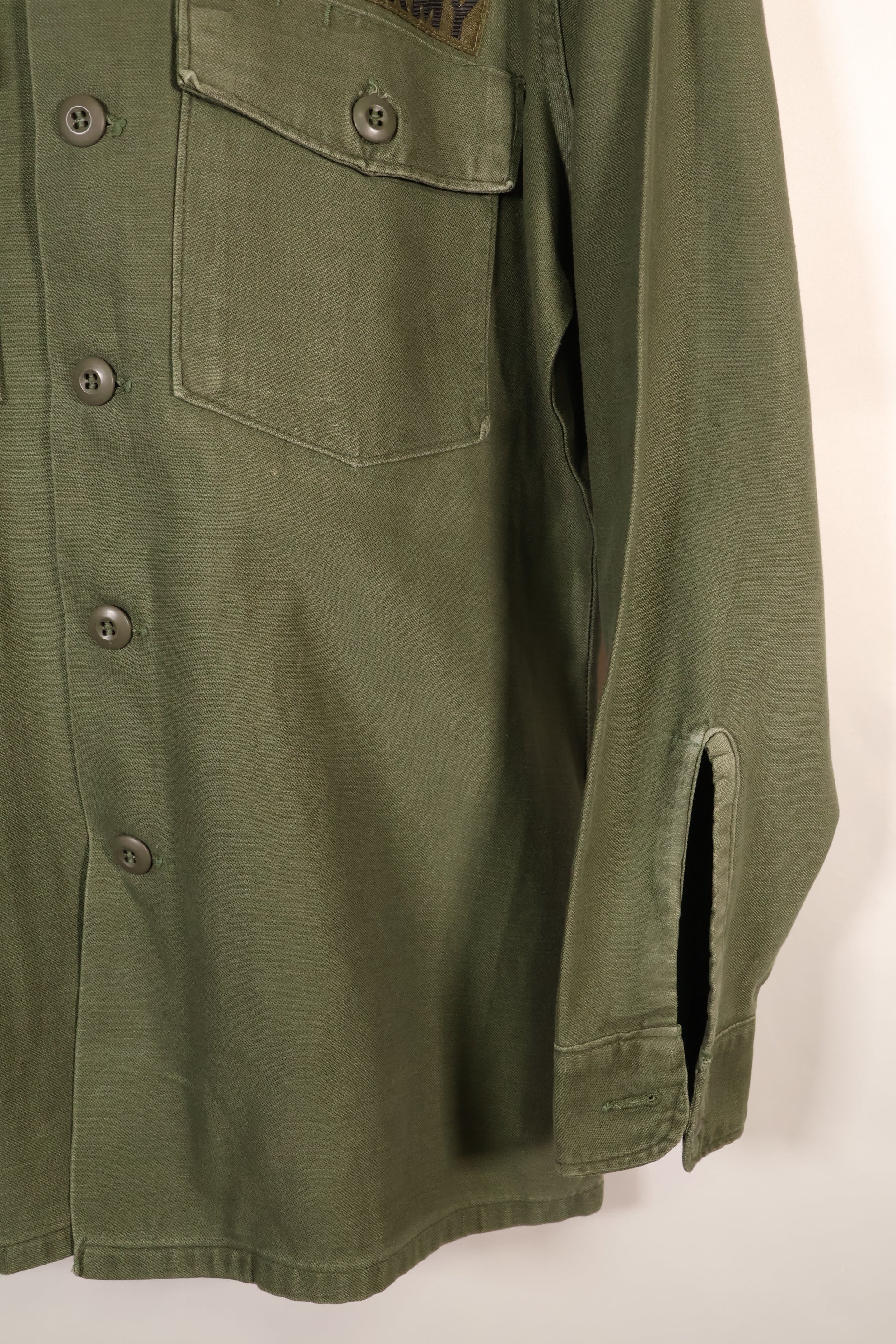 1972 Contract, 15 1/2 x 33, OG-107, Utility Shirt, With Patch, Used