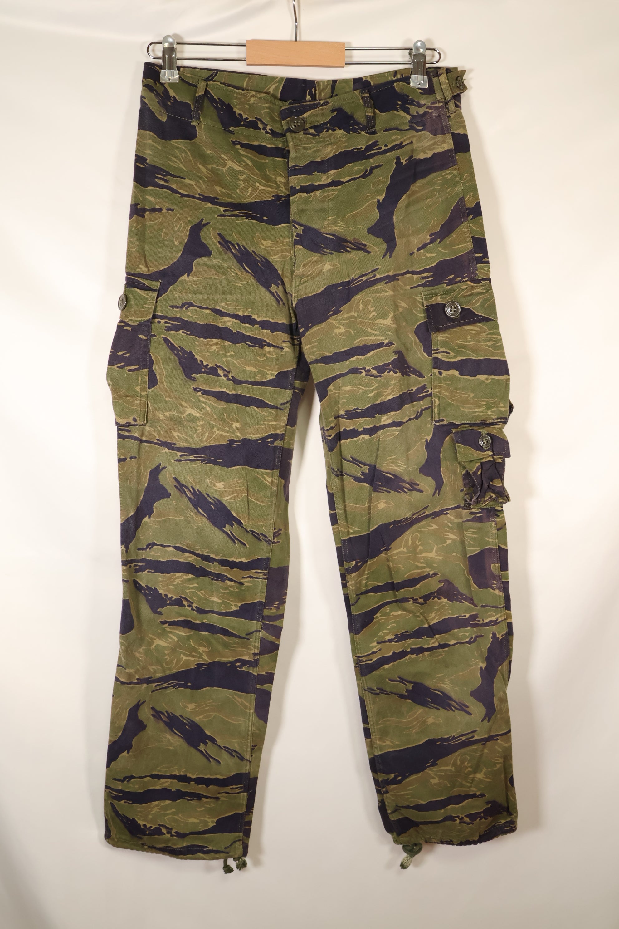 Late 1960s: Tiger Stripe, Gold Tiger Variation Pattern, Sizes A–M, Pants, Secondhand