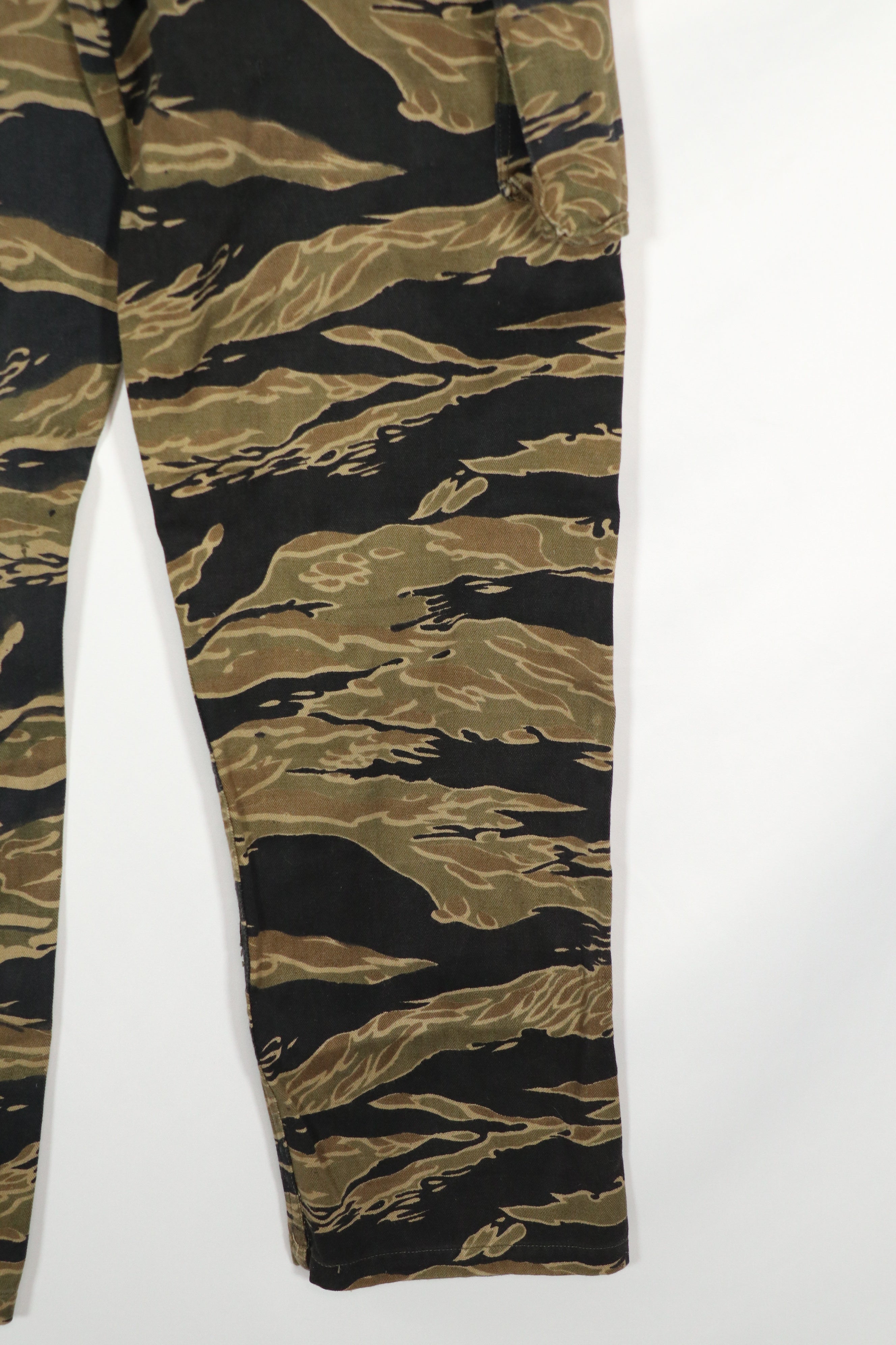 実物　ゴールドタイガーストライプ　パンツ　A-L　状態良い　Asian Cut