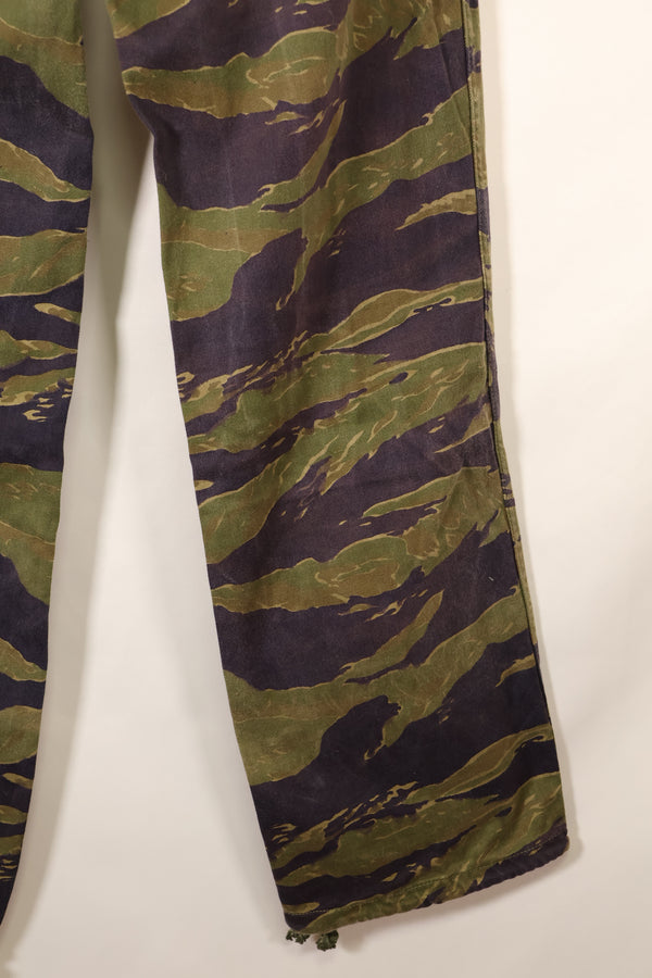 Late 1960s: Tiger Stripe, Gold Tiger Variation Pattern, Sizes A–M, Pants, Secondhand