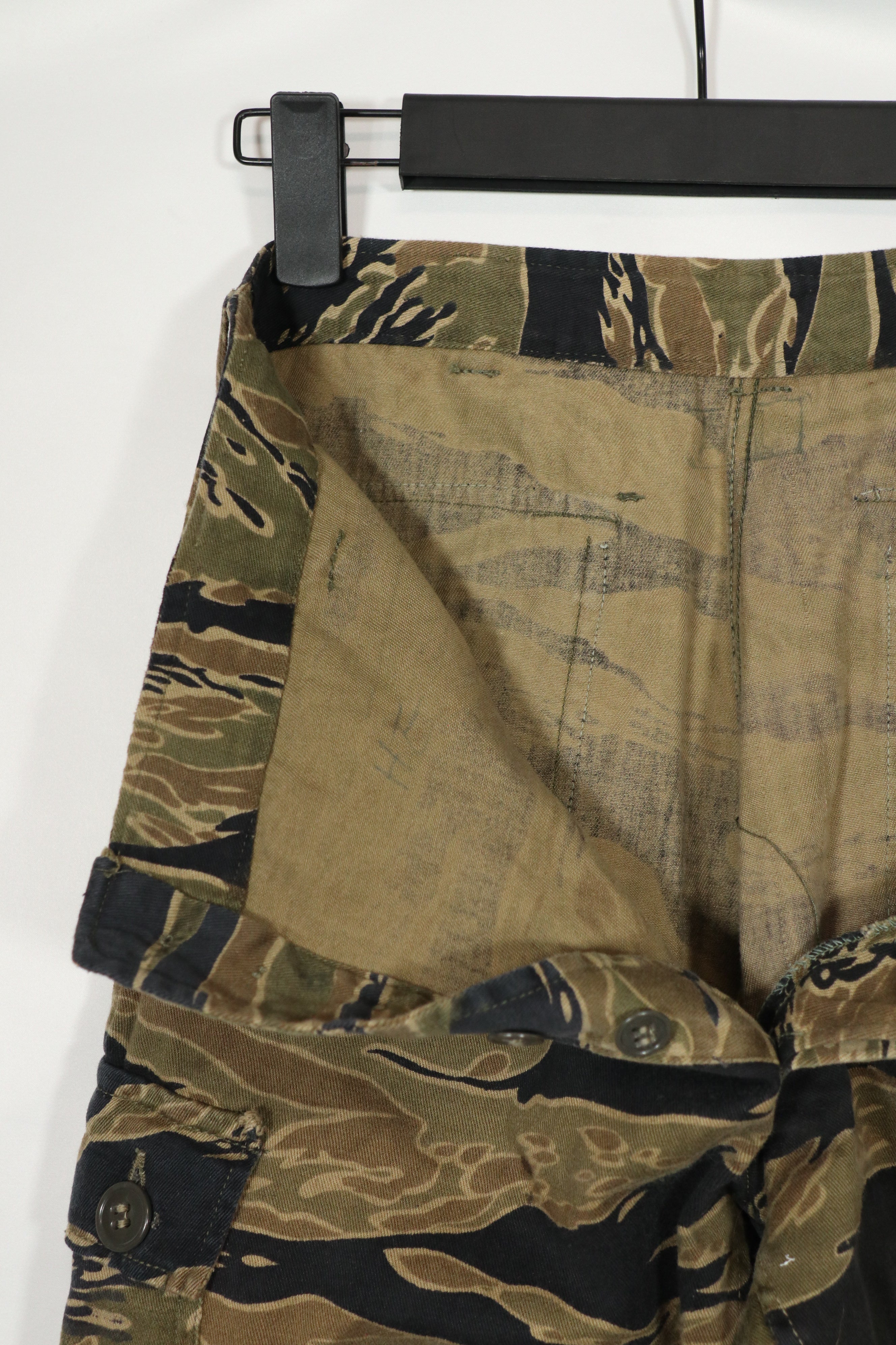 実物　ゴールドタイガーストライプ　パンツ　A-L　状態良い　Asian Cut