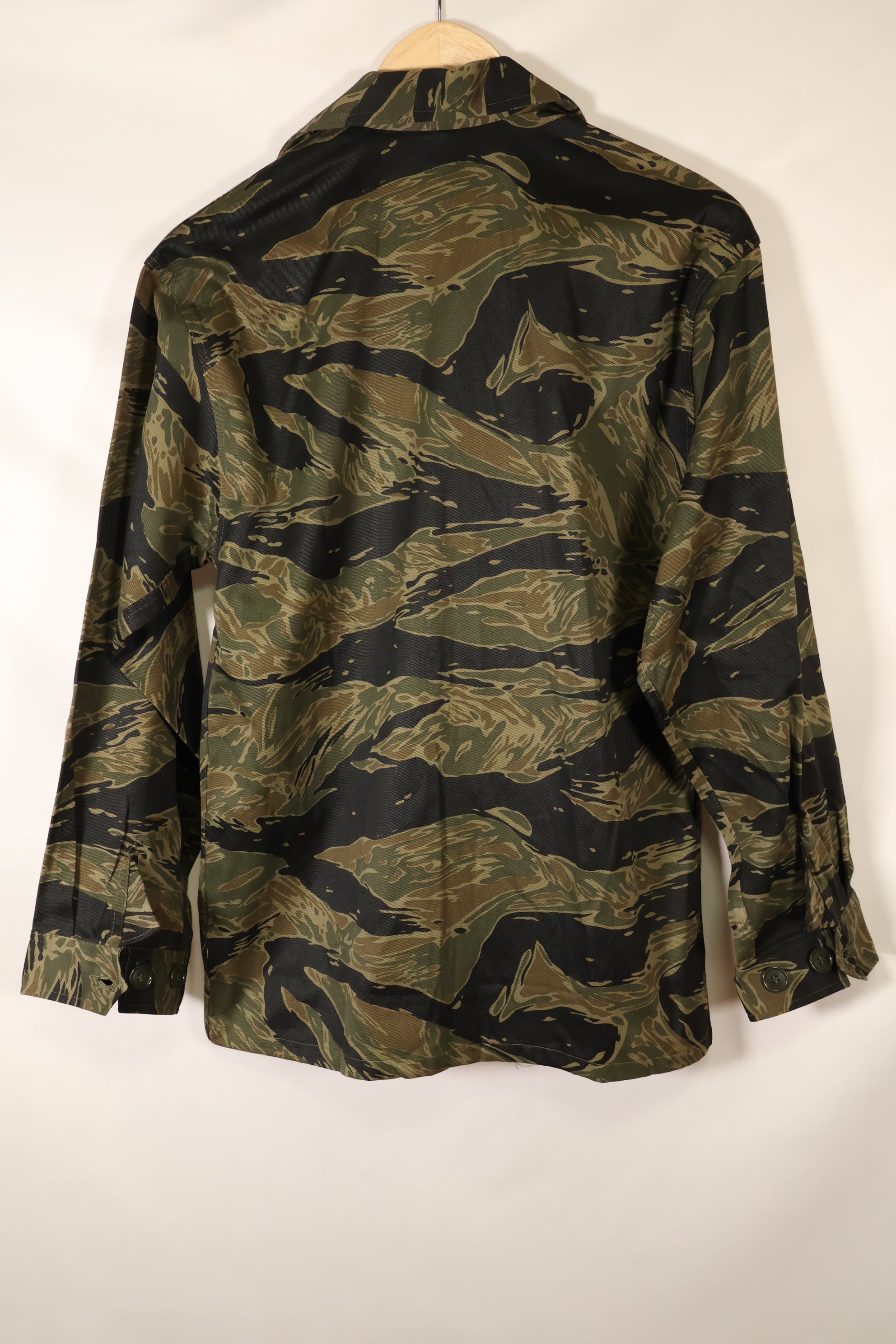 Circa 1965, Deadstock, Silver Tiger Pattern, Sizes A–L, Asian Fit Shirt