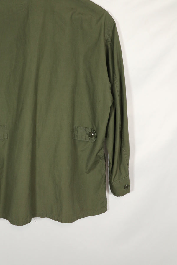 正品1964年第一代丛林迷彩夹克，状况良好，尺码ML。