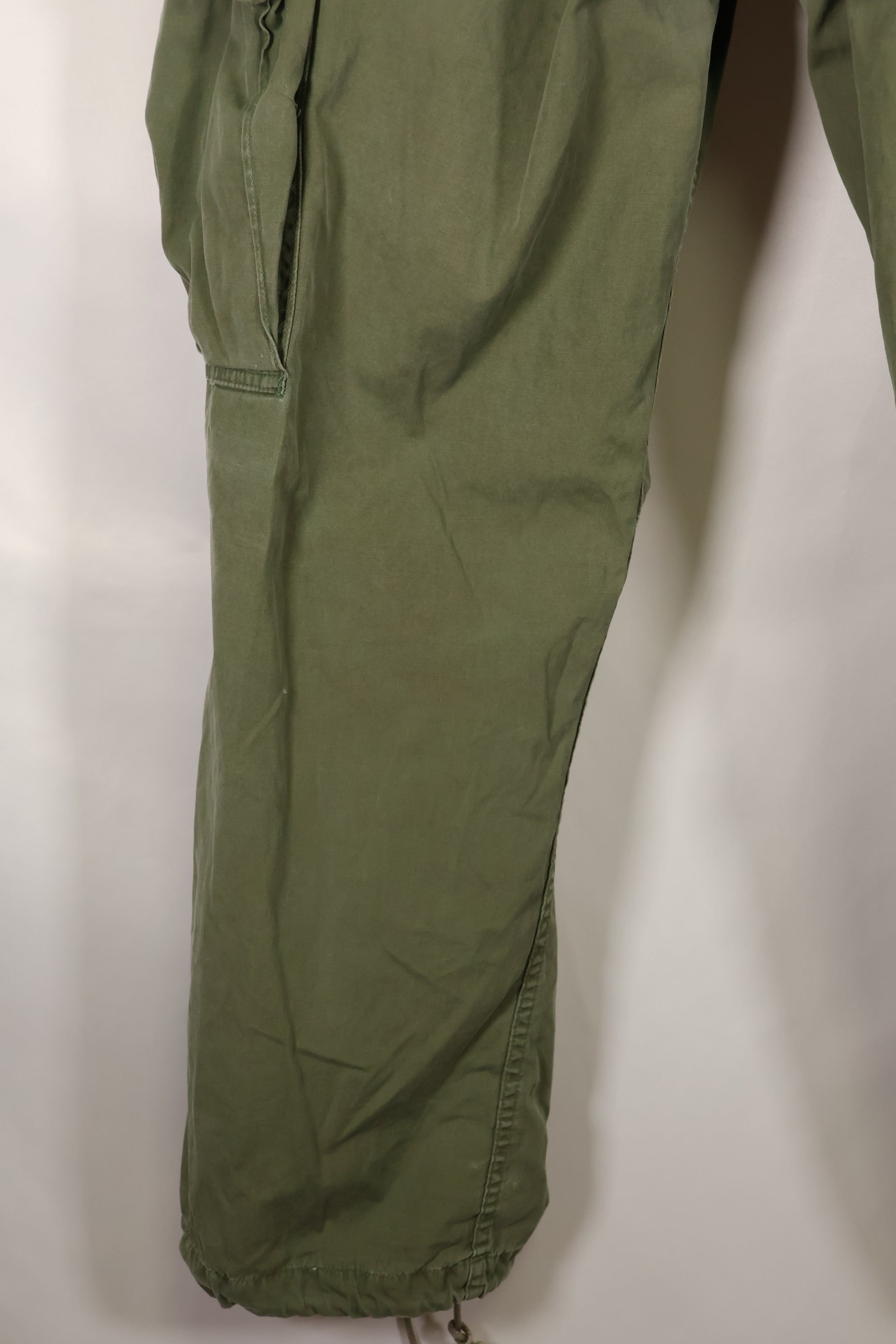 Mid-1960s MEDIUM-SHORT 2nd Model Jungle Fatigue Pants, used.