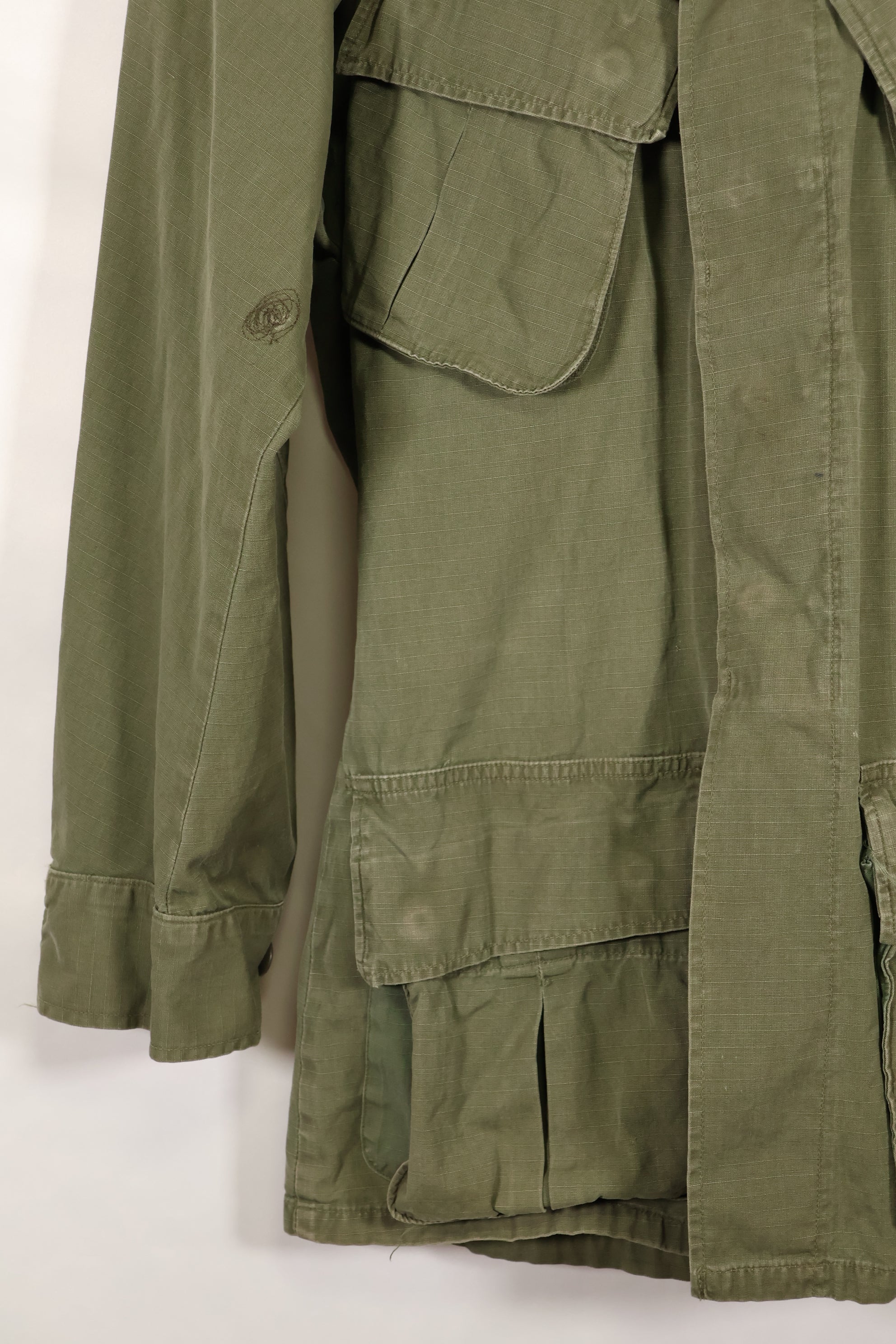 Circa 1969 XS-R size 4th Model Jungle Fatigue Jacket, used, film company release B