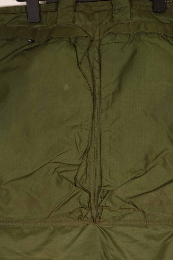 Real 1970 U.S. Army helmet bag, ERDL camouflage lining, rare, used.