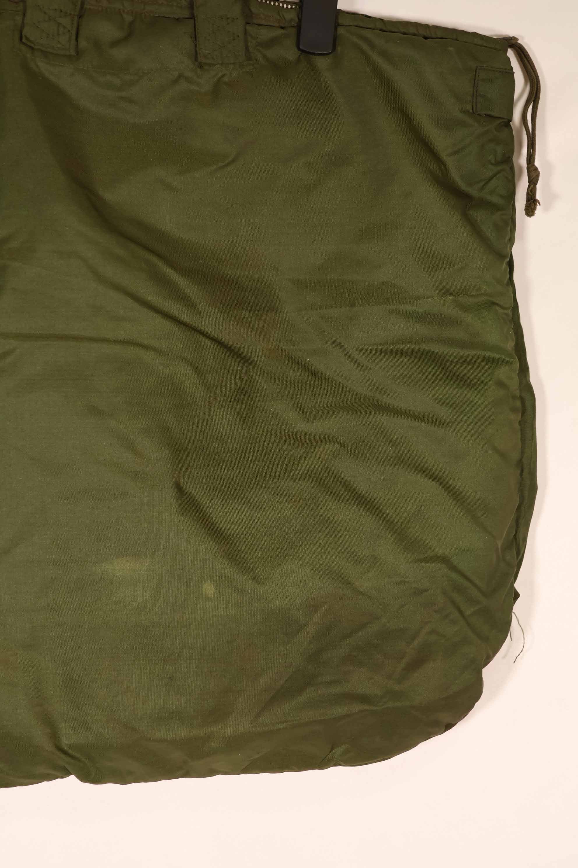 Real 1970 U.S. Army helmet bag, ERDL camouflage lining, rare, used.