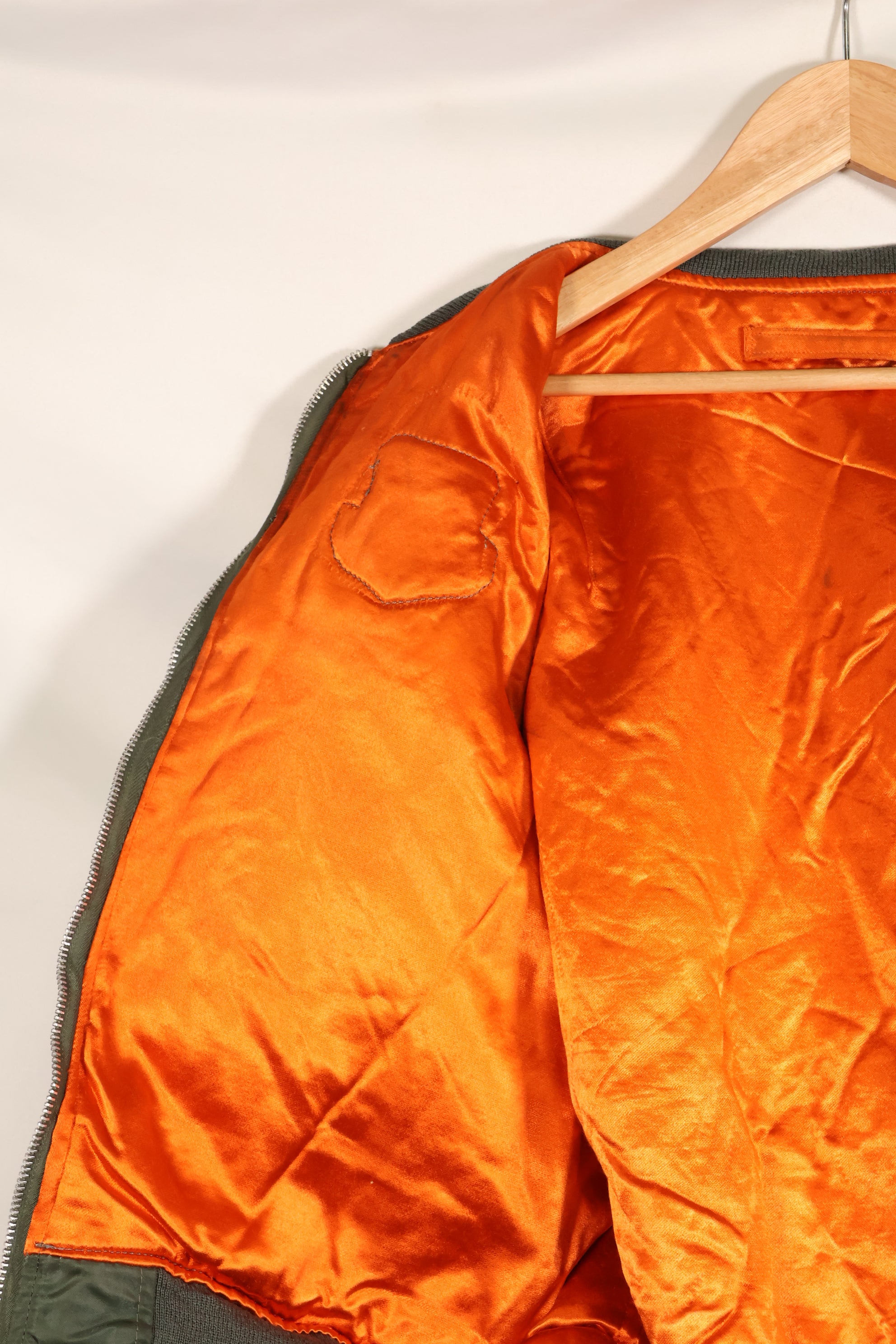 1970 Contract MEDIUM USAF L-2B Flight Jacket, Light Zone, Worn by Bill Eveland, Good Condition