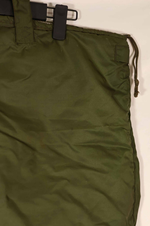 Real 1970 U.S. Army helmet bag, ERDL camouflage lining, rare, used.