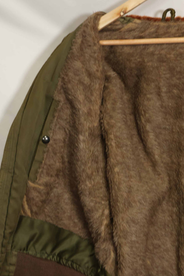 1940s U.S. Army Air Corps B-15 flight jacket with air race patch, used.