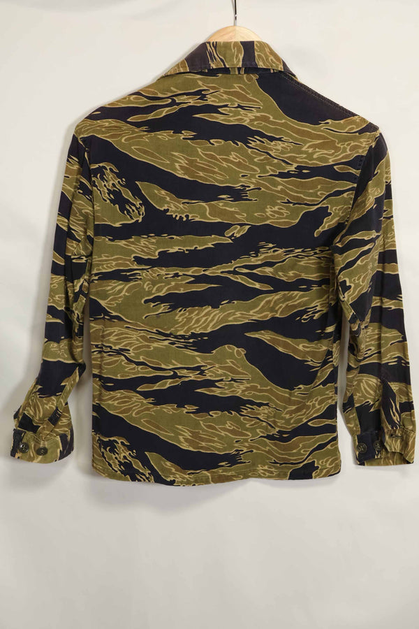 1960年代　ゴールドタイガー　タイガーストライプシャツ　Asianカット　スタンプなし　状態良い　中古品