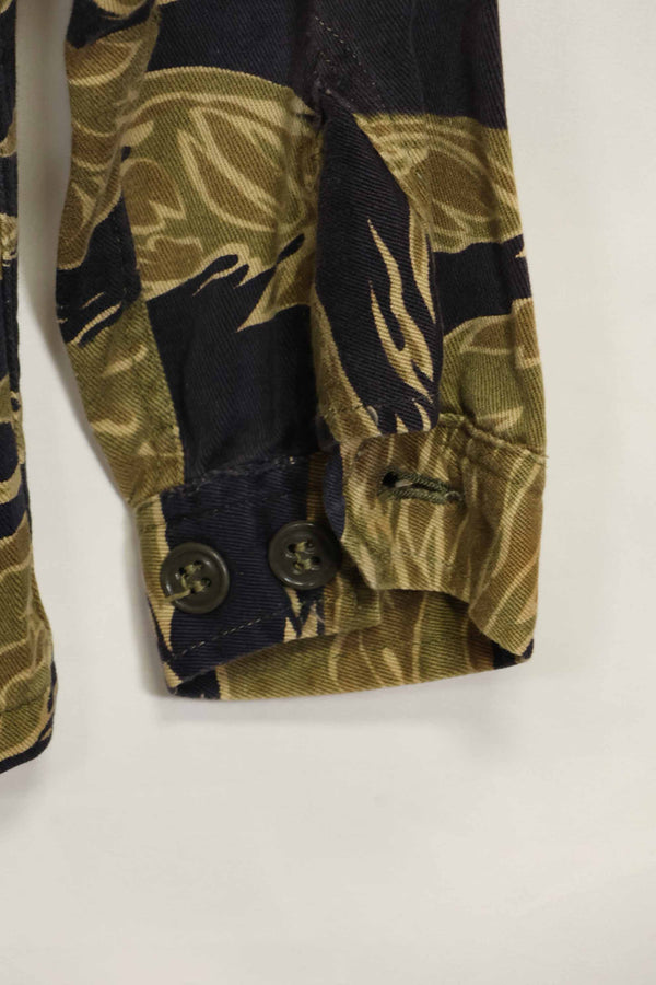 1960年代　ゴールドタイガー　タイガーストライプシャツ　Asianカット　スタンプなし　状態良い　中古品