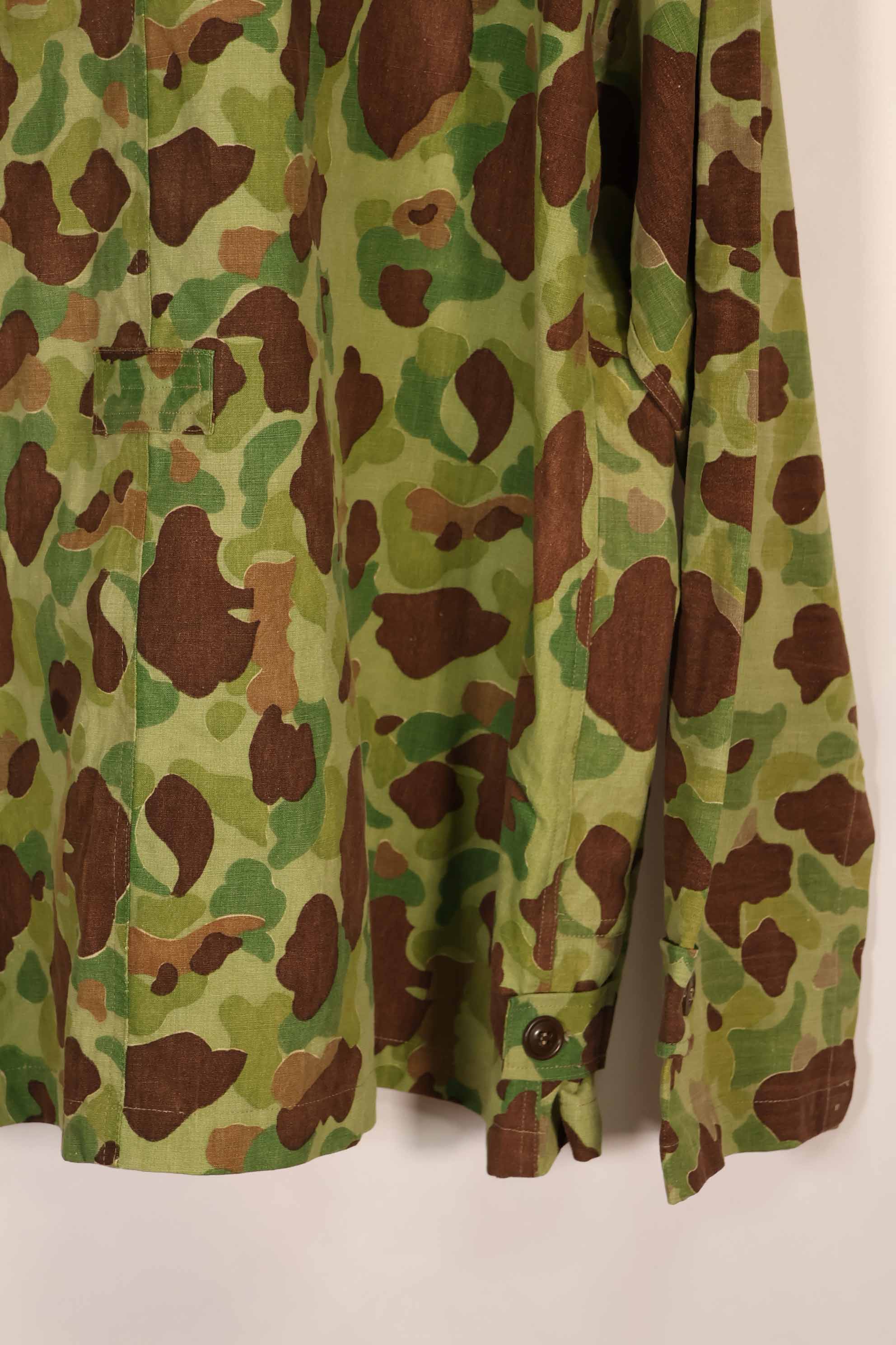 実物生地レプリカ　フロッグスキン迷彩　フランス軍空挺ジャケットカット　中古品