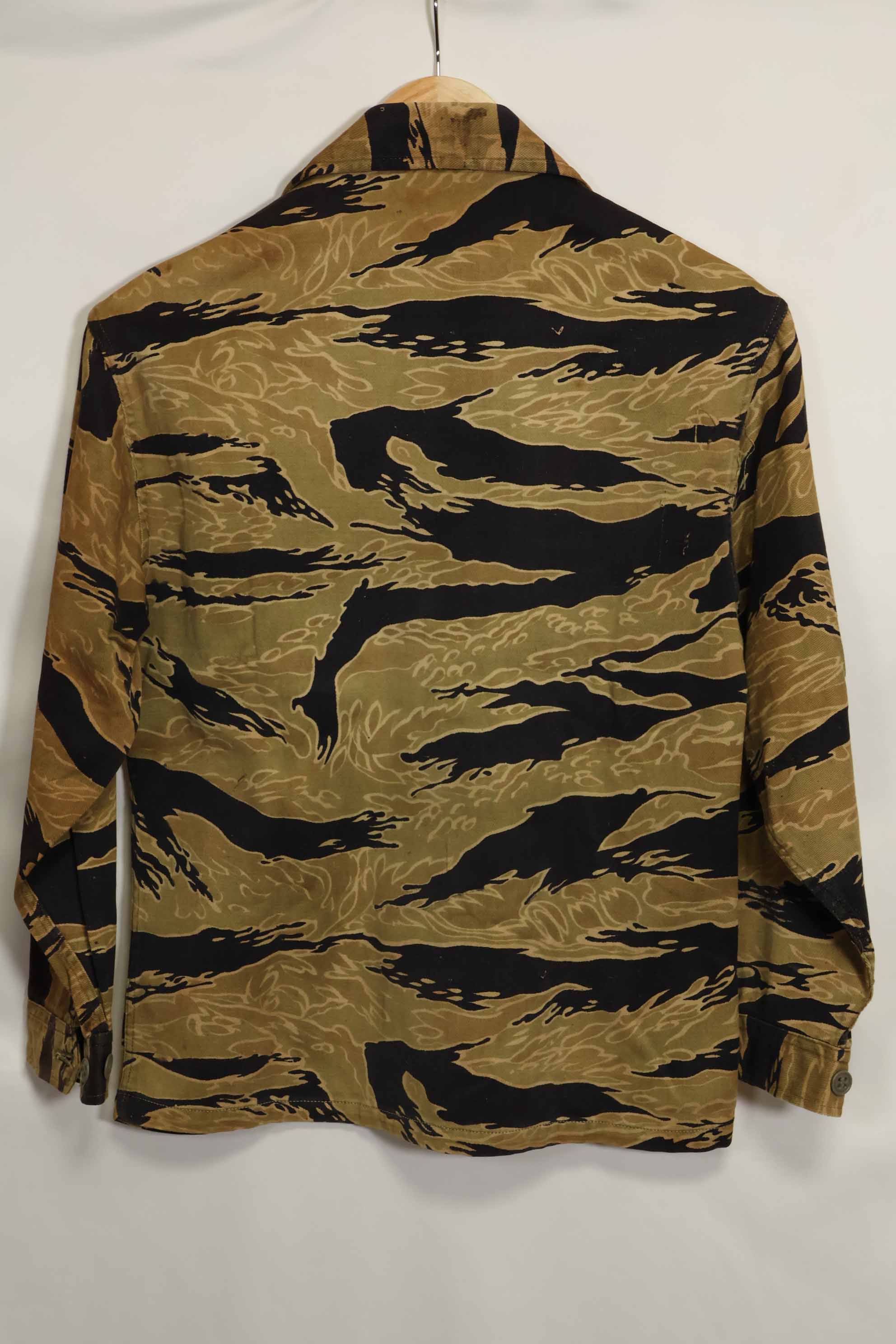 1960年代　ゴールドタイガー　タイガーストライプシャツ　Asianカット　A-M　状態良い　中古品