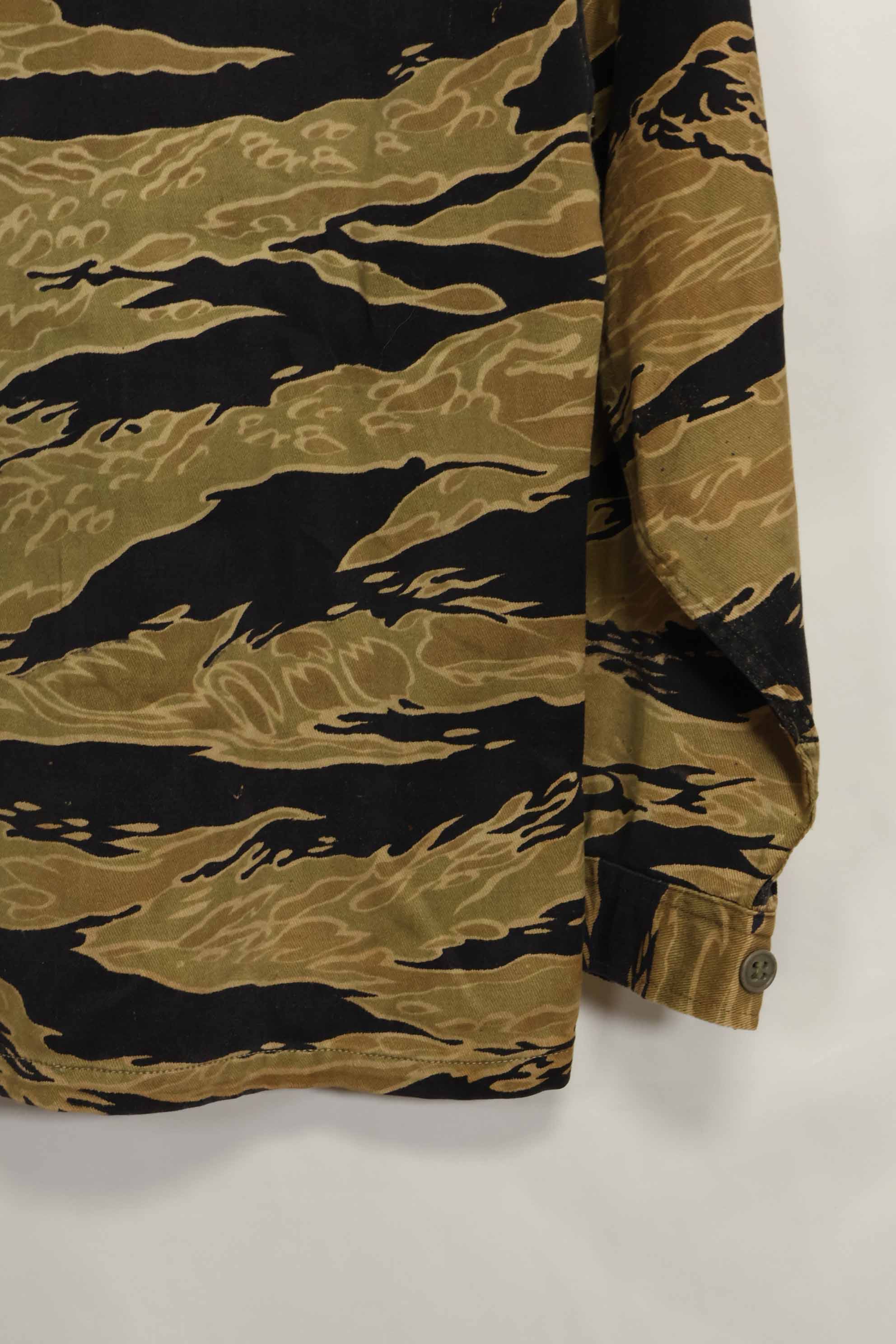 1960年代　ゴールドタイガー　タイガーストライプシャツ　Asianカット　A-M　状態良い　中古品