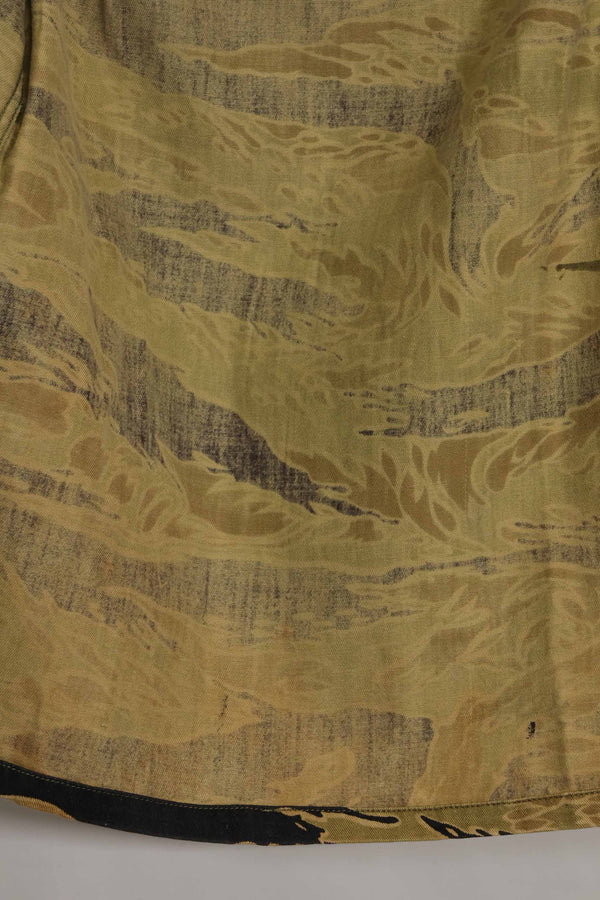 1960年代　ゴールドタイガー　タイガーストライプシャツ　Asianカット　A-M　状態良い　中古品