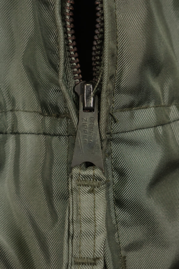 1981年契約　LARGE　アメリカ海軍　CWU-36P フライトジャケット　パッチ付　ほぼ未使用品