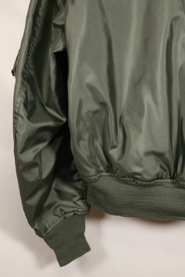 1981年契約　LARGE　アメリカ海軍　CWU-36P フライトジャケット　パッチ付　ほぼ未使用品