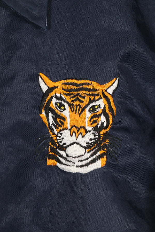 民間品　スーバニアジャケット　TAIPEI TAIWAN ナイロン製ジャケット　中古品