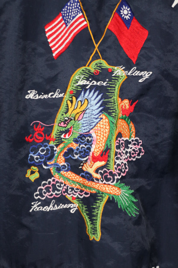 民間品　スーバニアジャケット　TAIPEI TAIWAN ナイロン製ジャケット　中古品