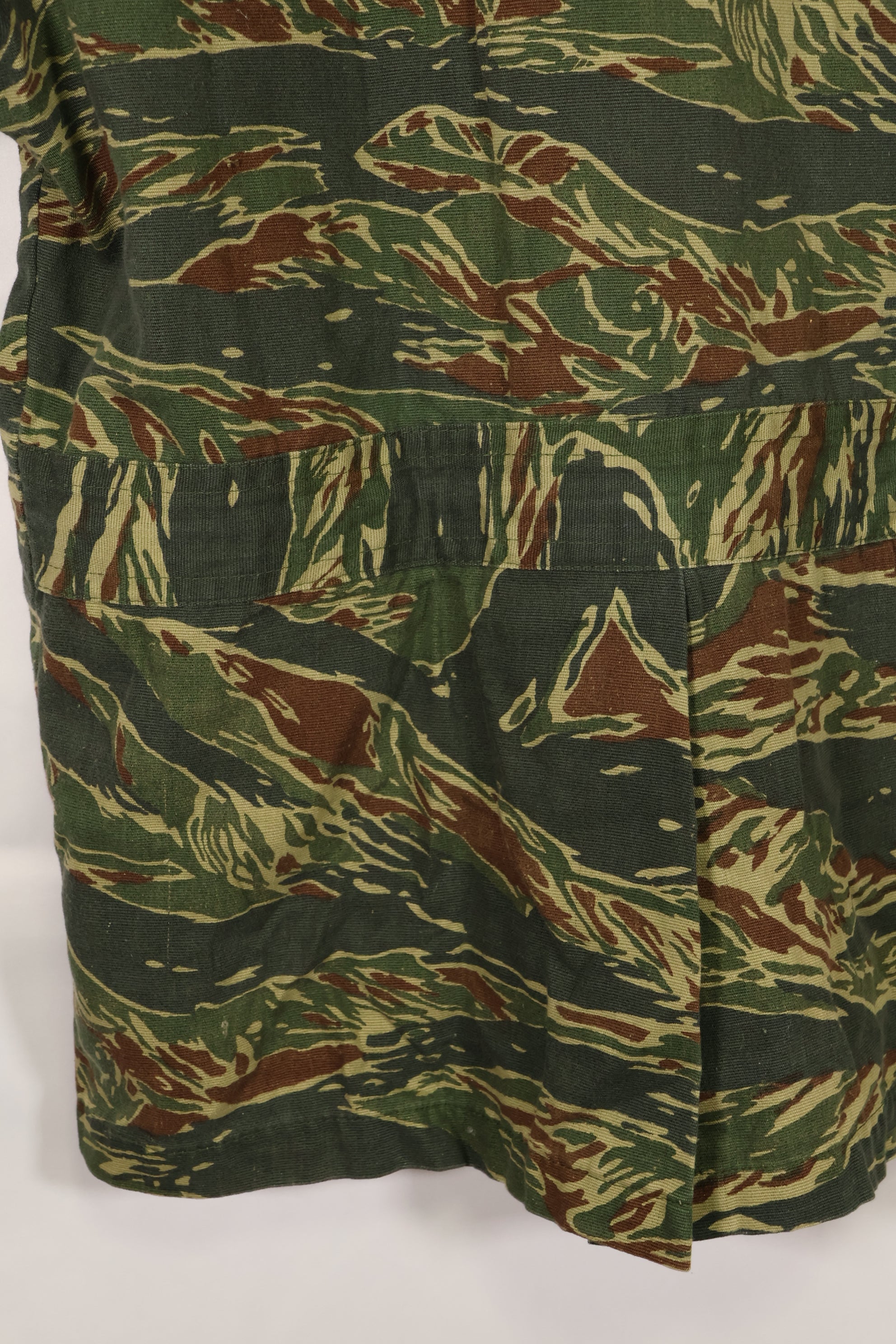 推定1970年代製　タイ　タイガーストライプ　パターン　サファリシャツ　中古品