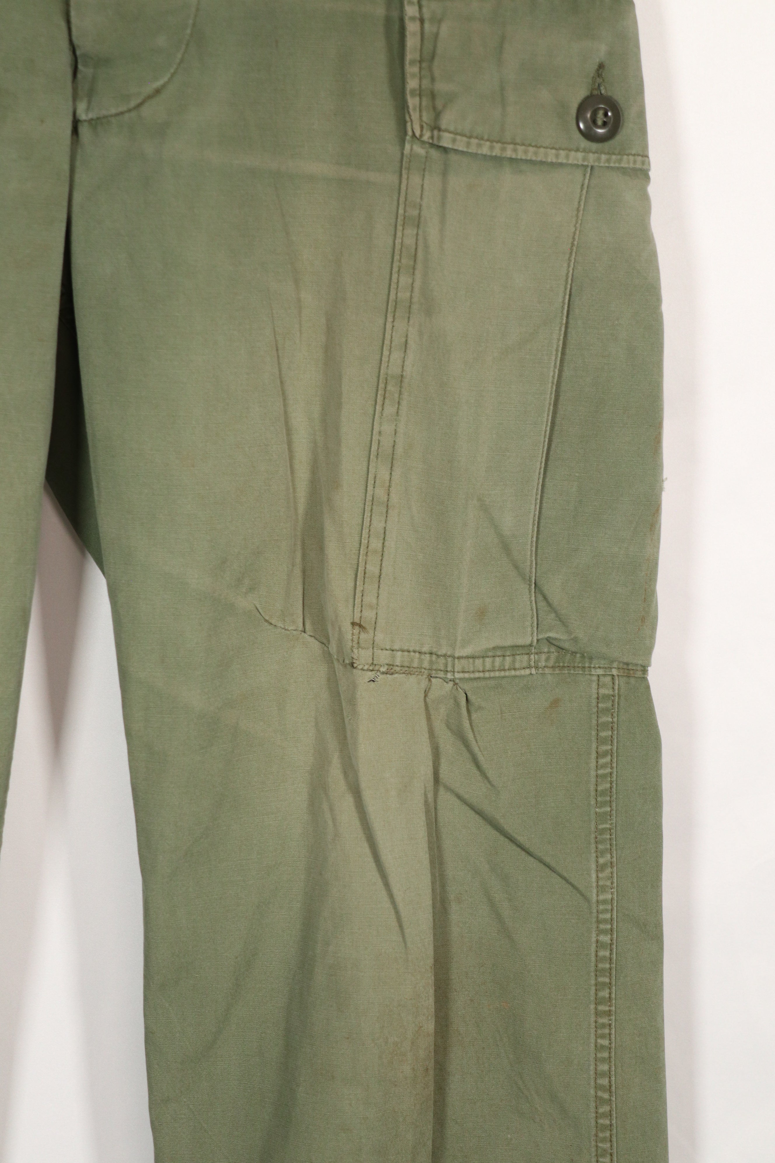 正品 1963 年第一代丛林迷彩裤，带腿带，二手