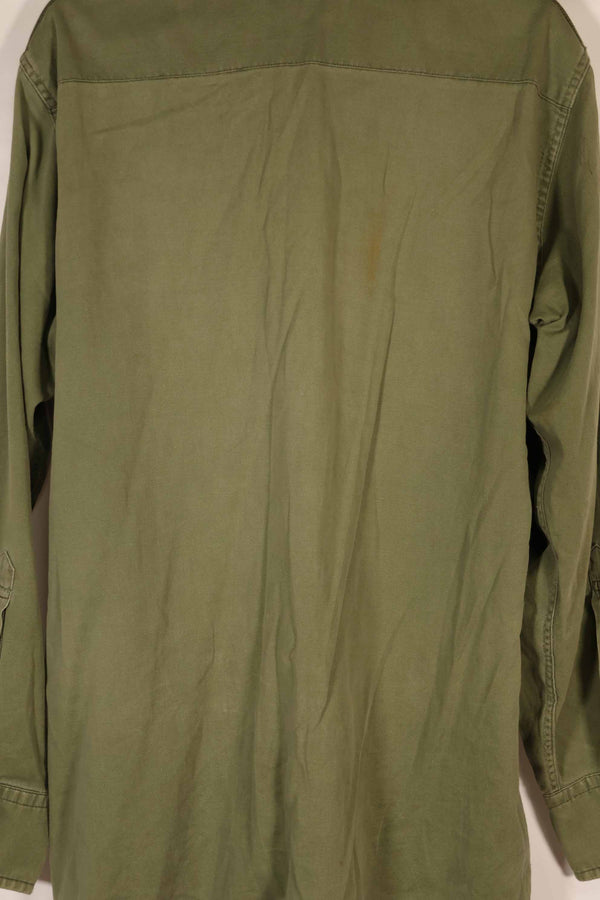 実物　1970年製　オーストラリア軍　ODシャツ　15 1/2 x33　中古品