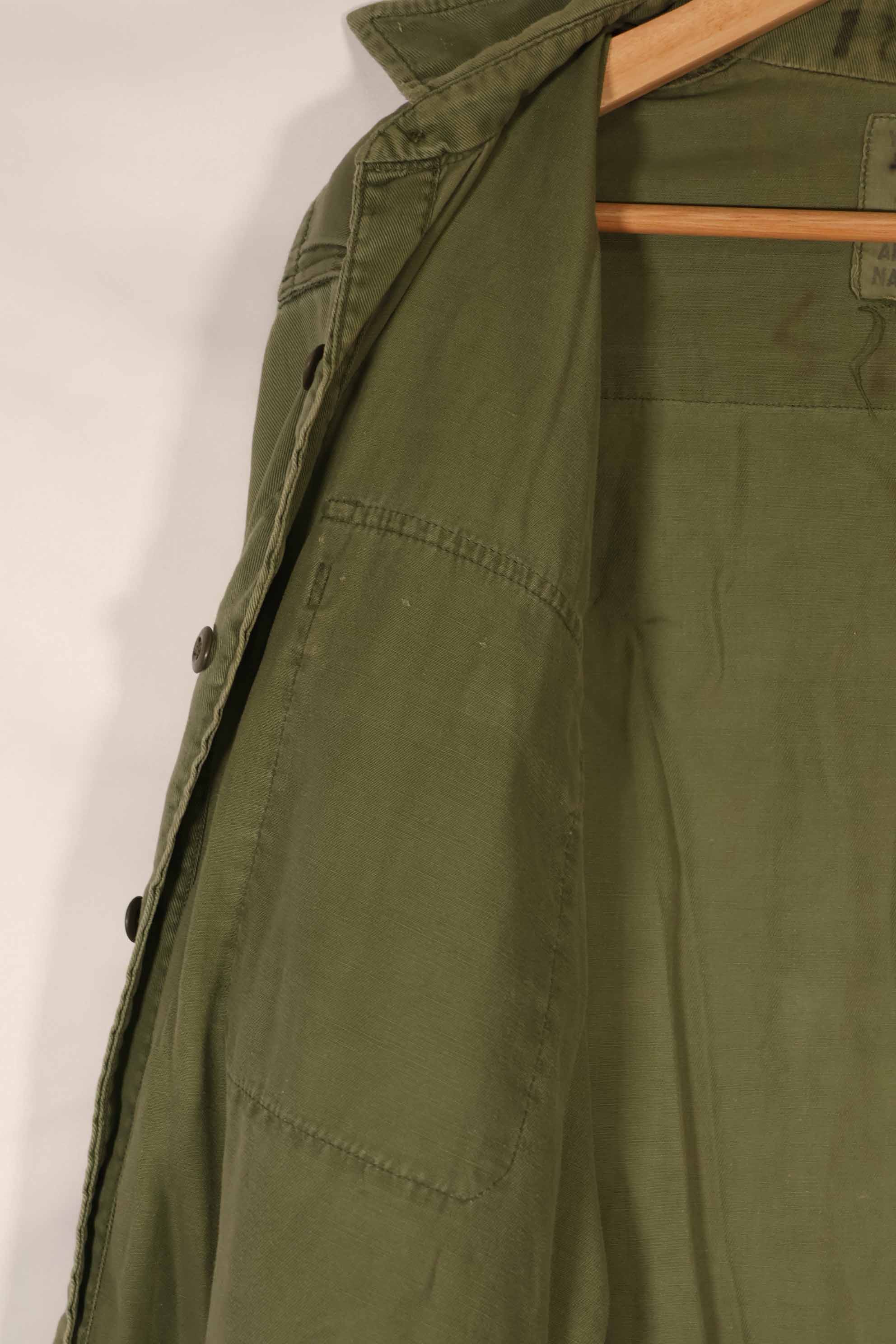 実物　1970年製　オーストラリア軍　ODシャツ　15 1/2 x33　中古品