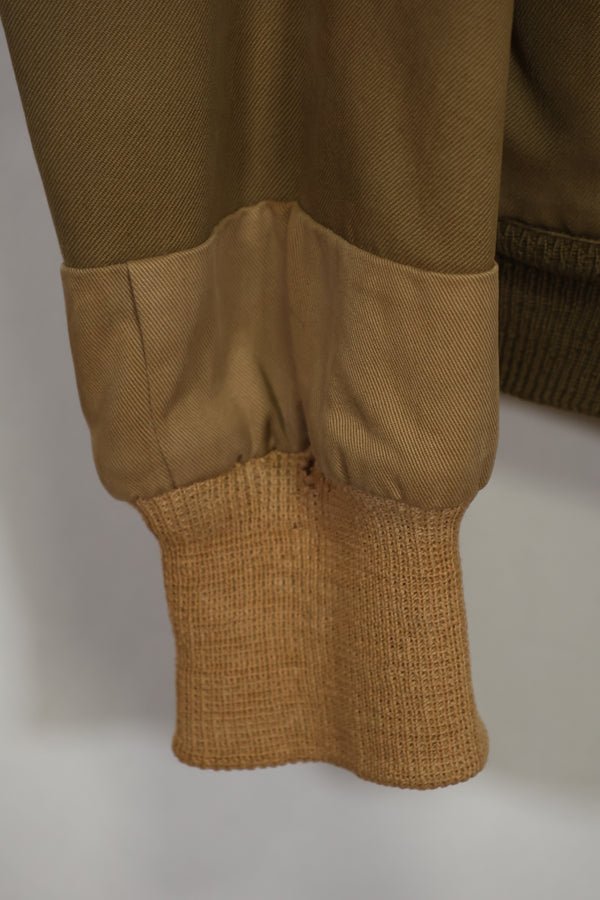 正品 1940 年代第二款美国陆军冬季作战夹克/坦克兵夹克，已修补，二手