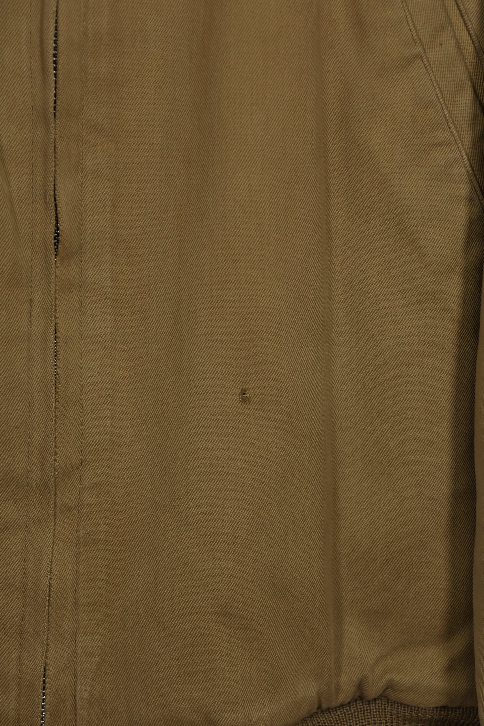 正品 1940 年代第二款美国陆军冬季作战夹克/坦克兵夹克，已修补，二手