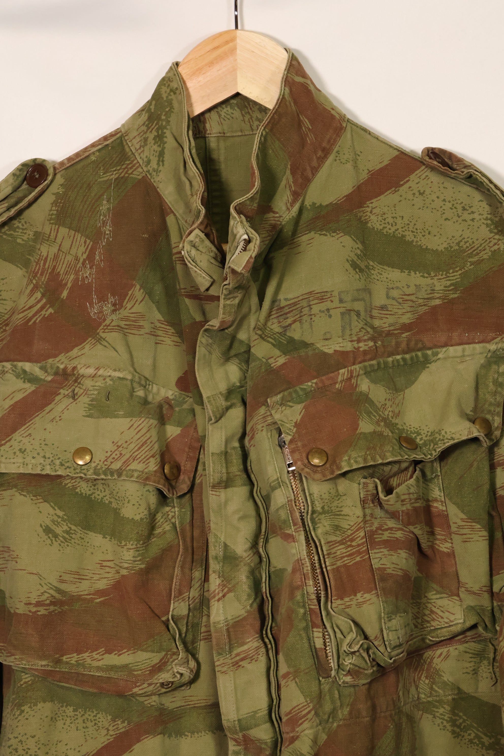 20世纪50年代法国陆军蜥蜴迷彩TAP 47/53空降兵夹克，带以色列印章，二手