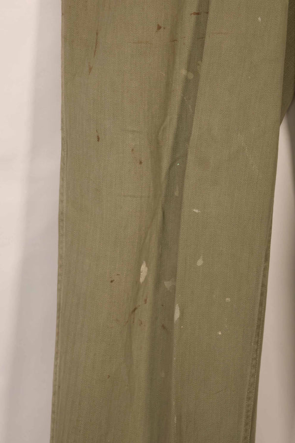 実物　1940年代　アメリカ海兵隊　USMC　M42 HBT ユーティリティパンツ　退色　汚れあり