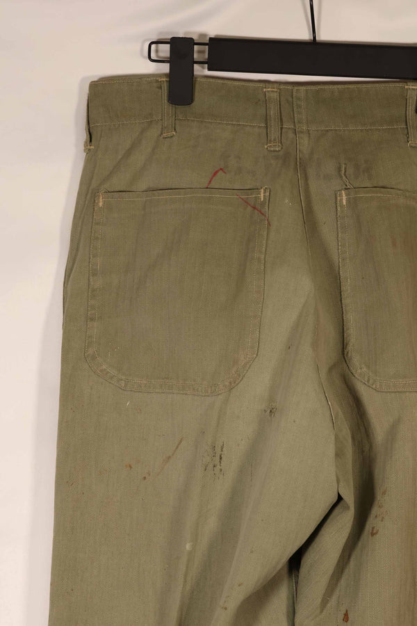 実物　1940年代　アメリカ海兵隊　USMC　M42 HBT ユーティリティパンツ　退色　汚れあり