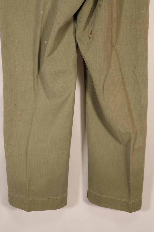 実物　1940年代　アメリカ海兵隊　USMC　M42 HBT ユーティリティパンツ　退色　汚れあり