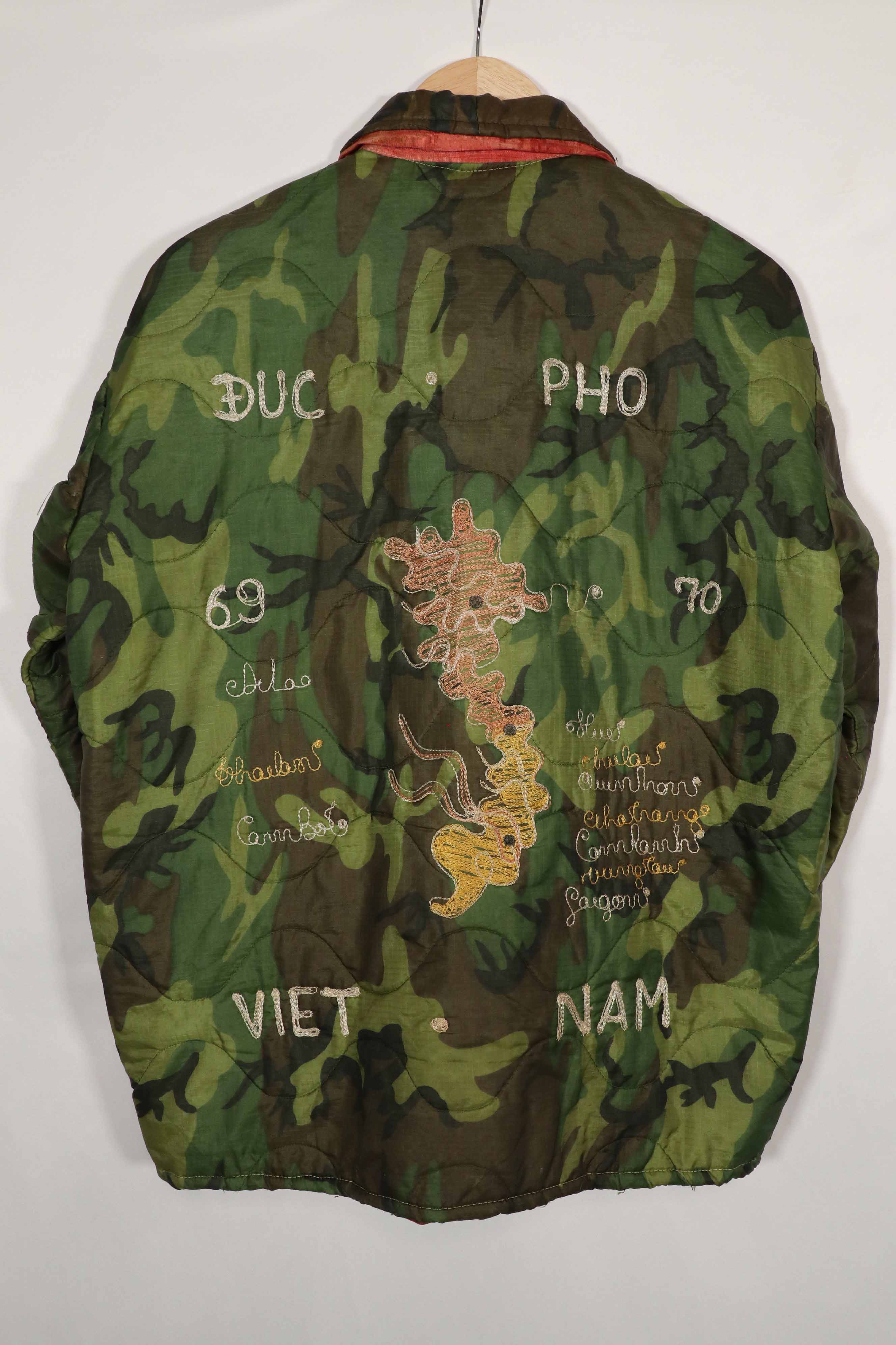 実物　米軍ポンチョライナー　ツアージャケット　DUC PHO　1969-1970