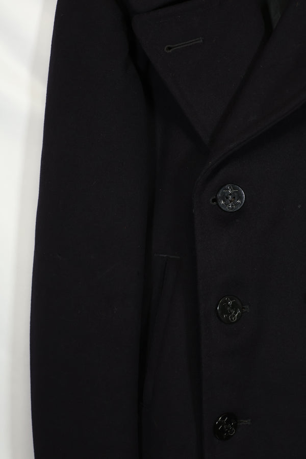 1950年代美国海军呢子大衣，二手，略有虫蛀痕迹