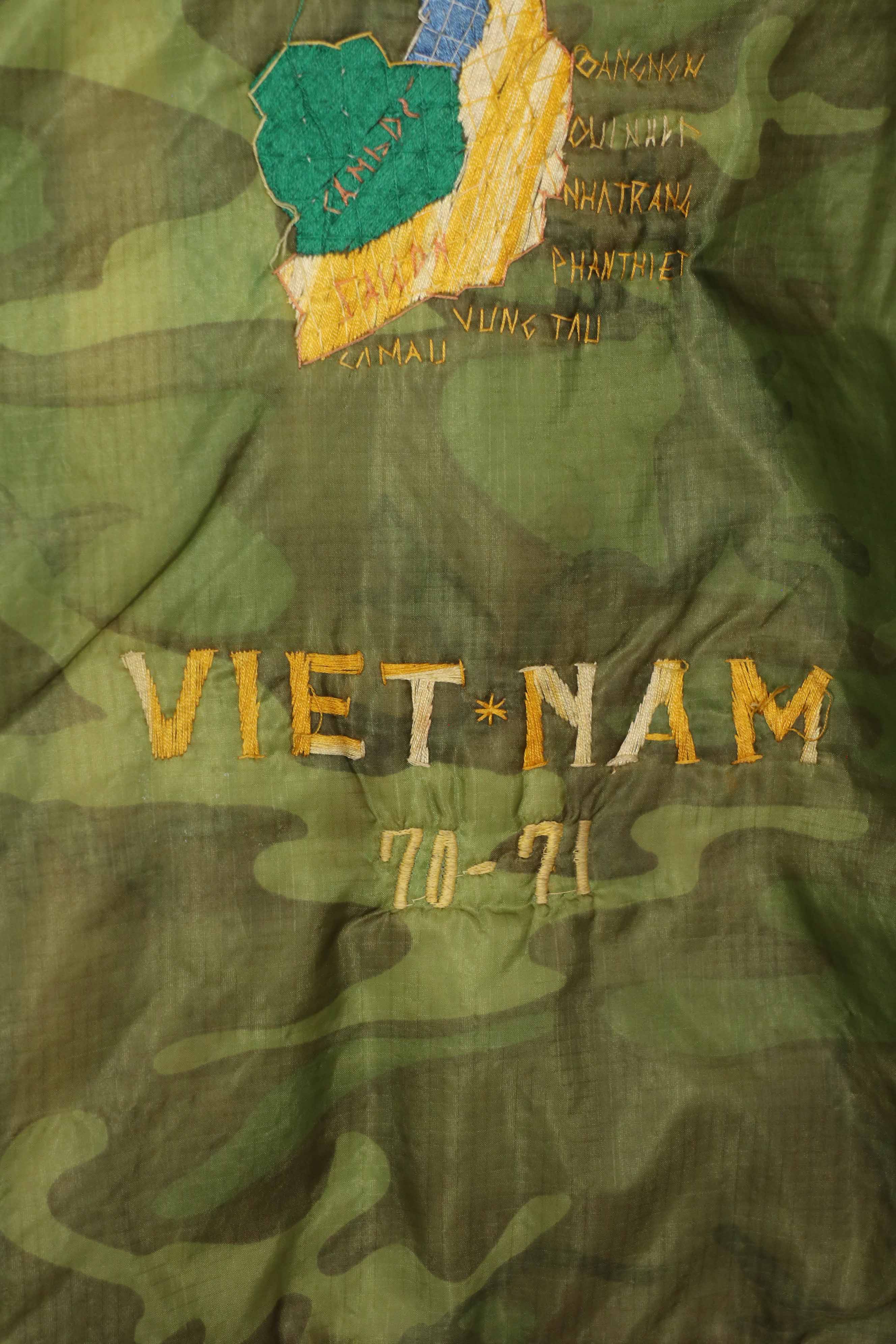 実物　米軍ポンチョライナー製　ツアージャケット　1970-1971 TAY NINH CU CHI
