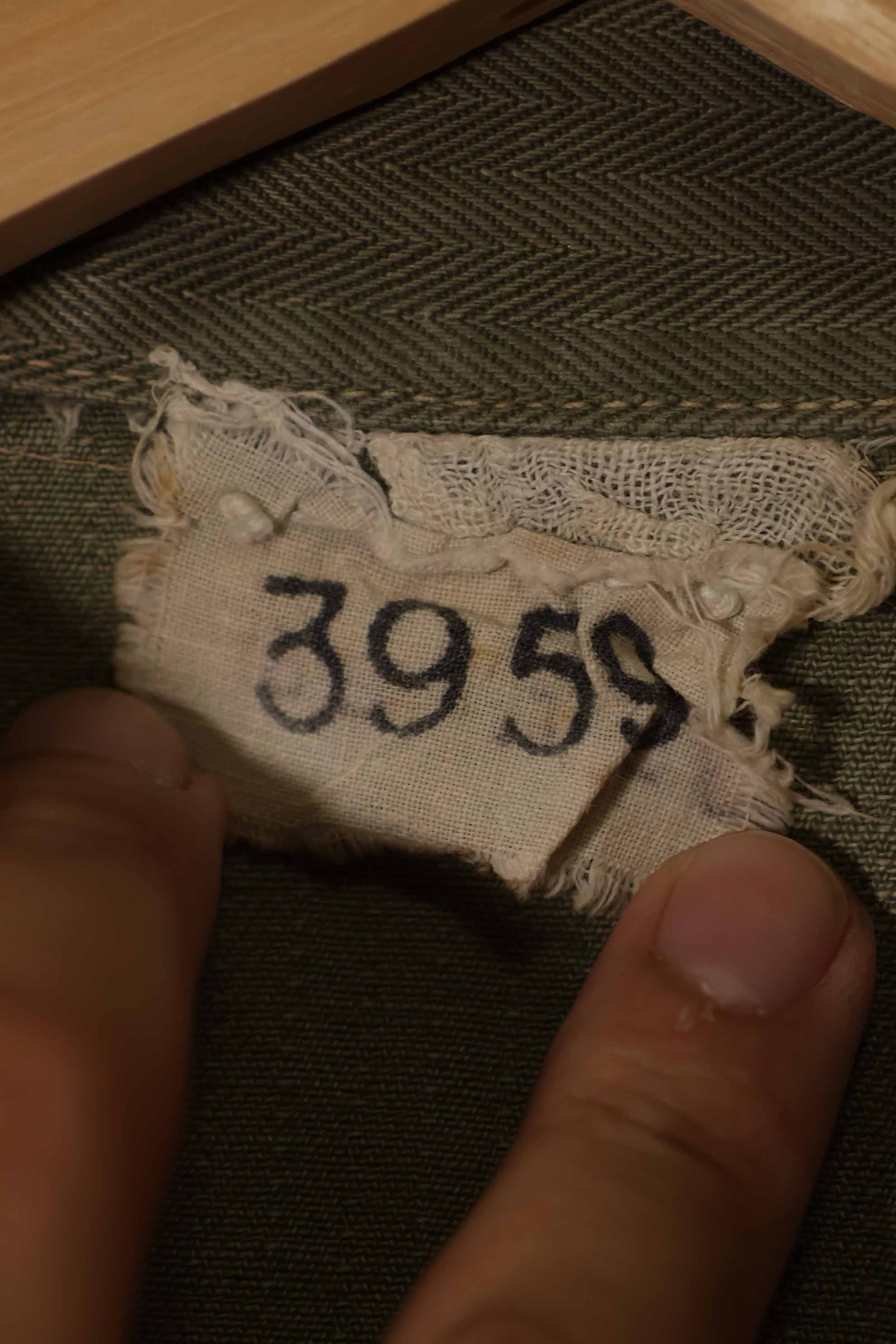 実物　1940年代　アメリカ海兵隊　USMC　M41 HBTユーティリティジャケット　退色あり　ポケット欠損