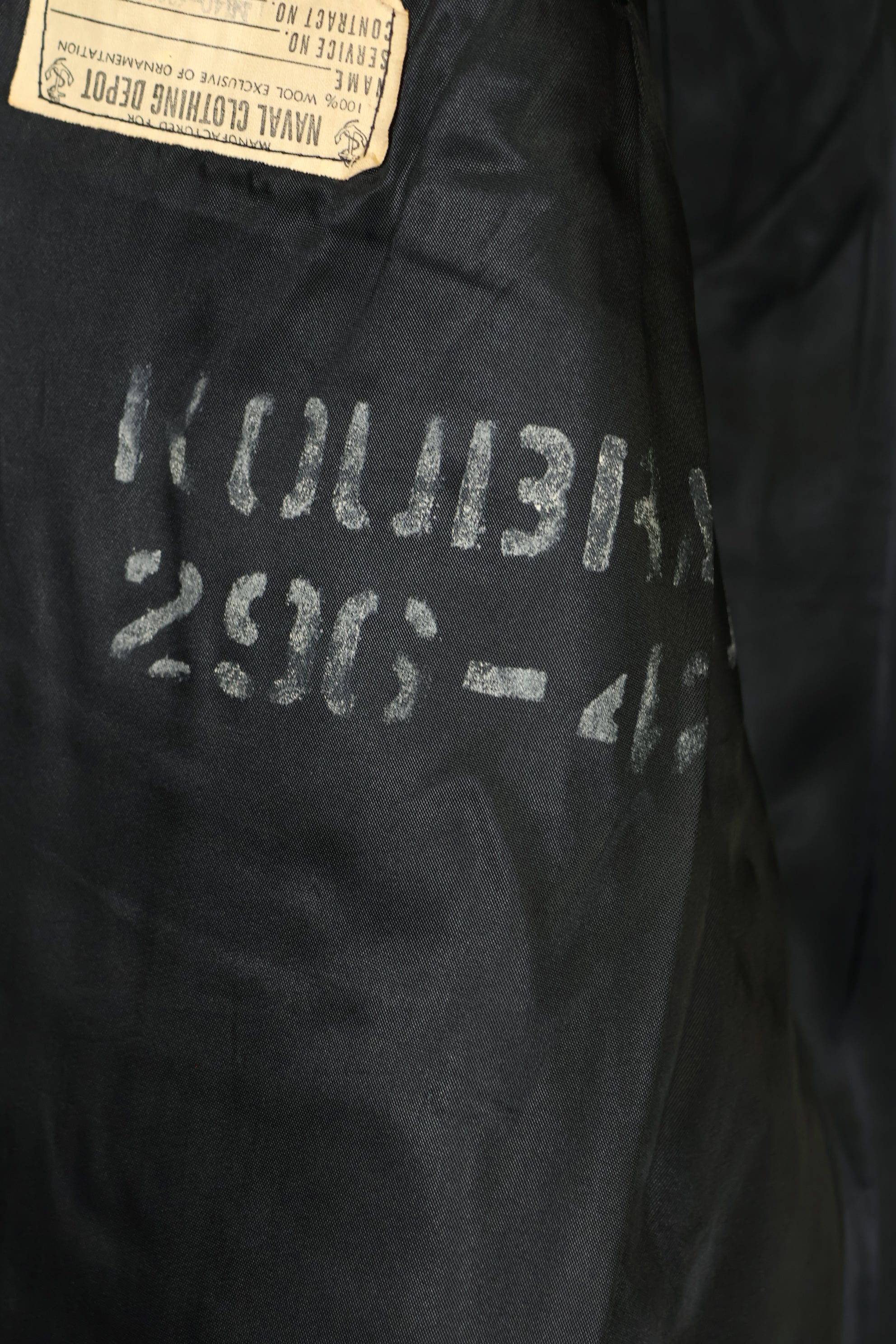 1950年代美国海军呢子大衣，二手，略有虫蛀痕迹