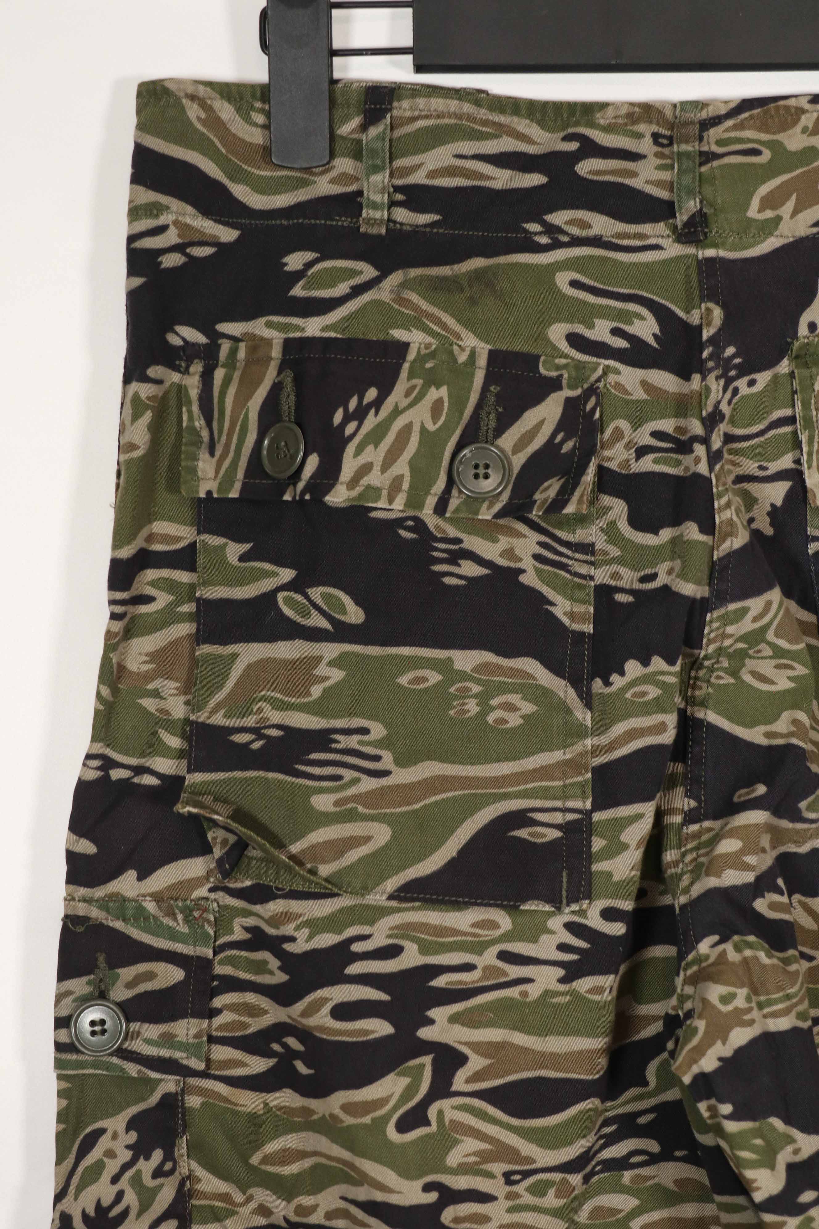 実物　レイトウォーパターン　タイガーストライプ　パンツ　ライトウェイト生地　A-L　中古品