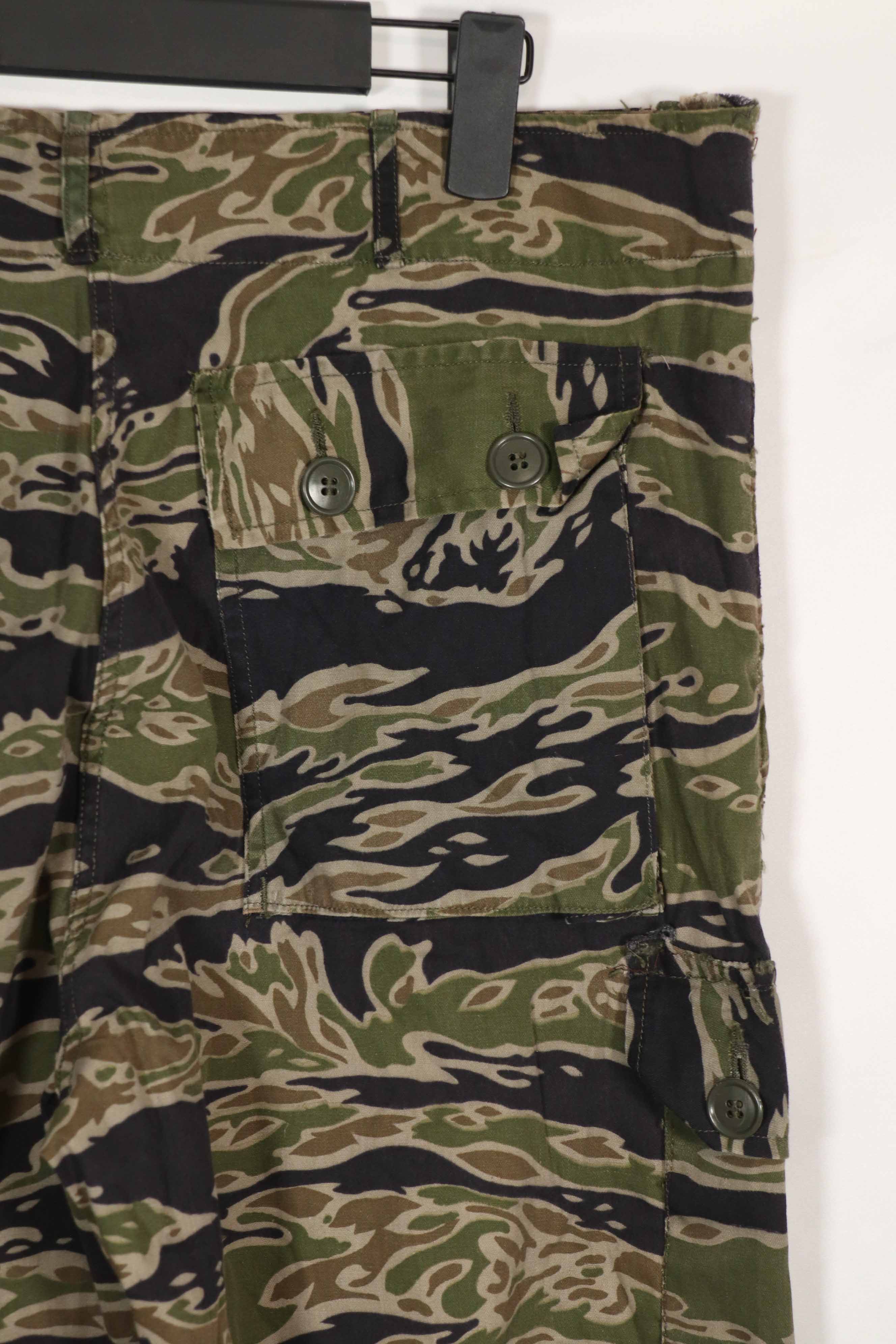 実物　レイトウォーパターン　タイガーストライプ　パンツ　ライトウェイト生地　A-L　中古品