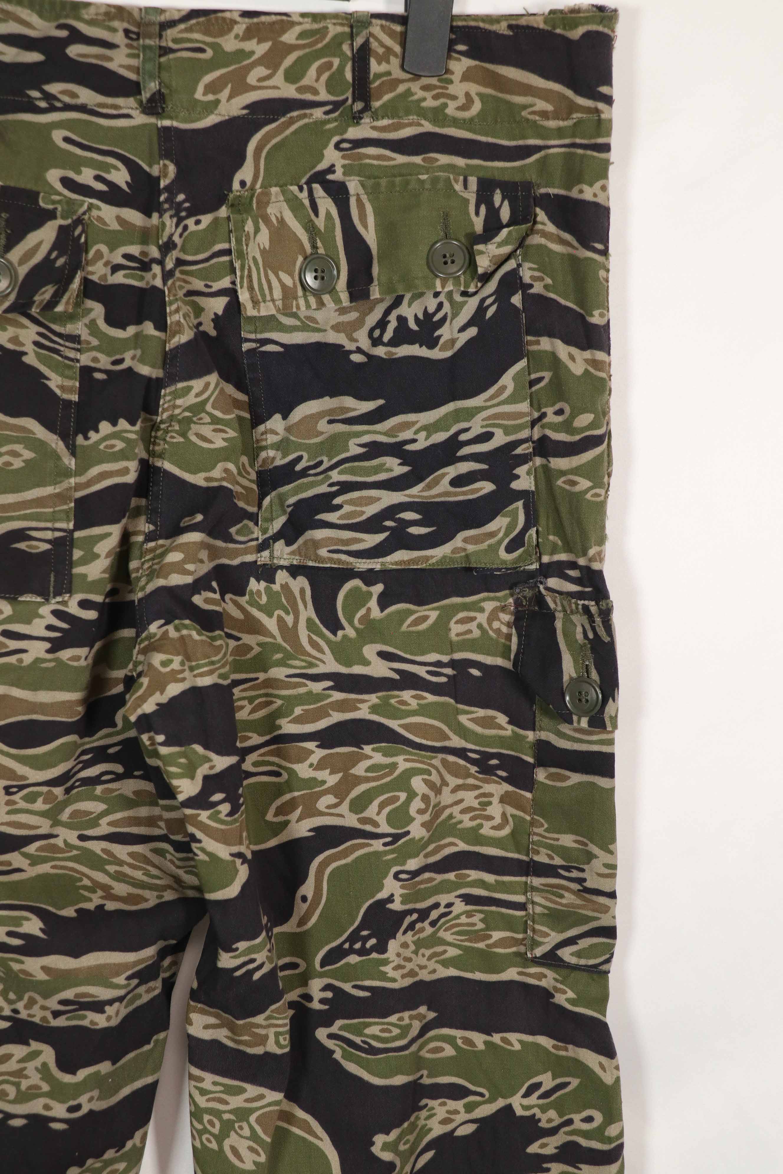 実物　レイトウォーパターン　タイガーストライプ　パンツ　ライトウェイト生地　A-L　中古品