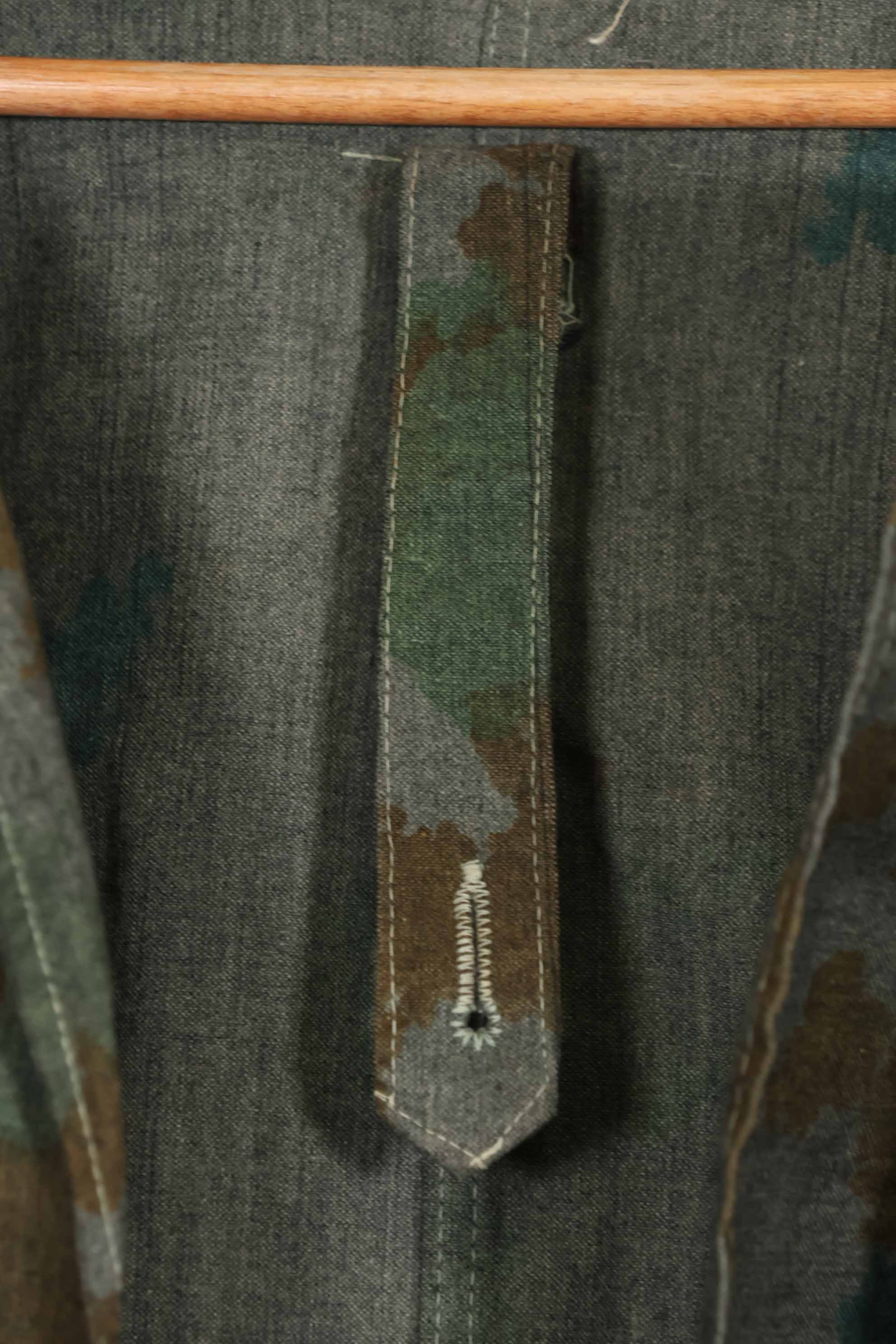 1962年东德人民军M58 Flächentarn狙击手罩衫，采用Blumenthan迷彩，几乎全新