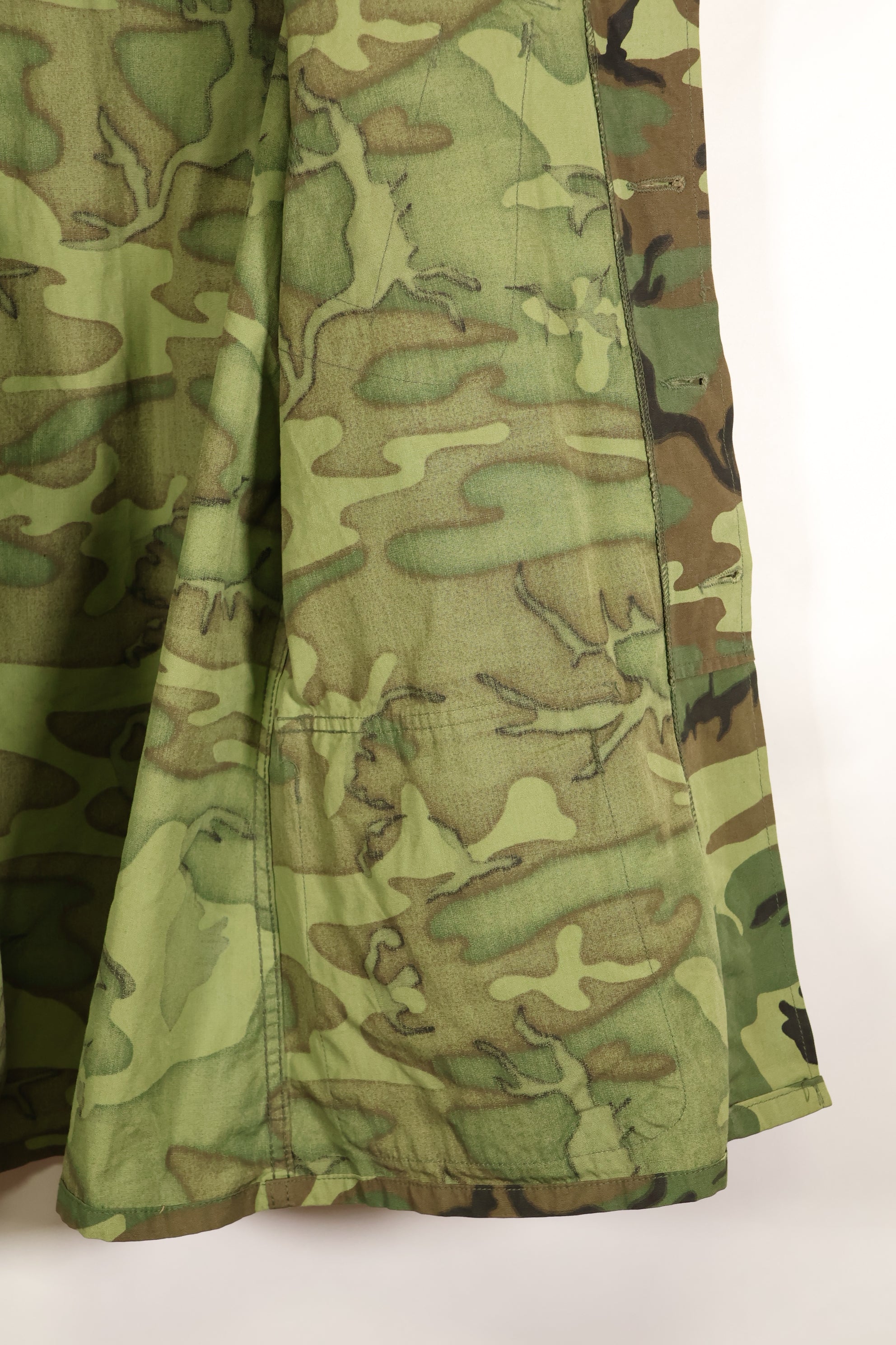 Circa 1966–67 | Estimated M-R | ERDL | Non-ripstop | Early print | Jungle fatigue jacket | Used