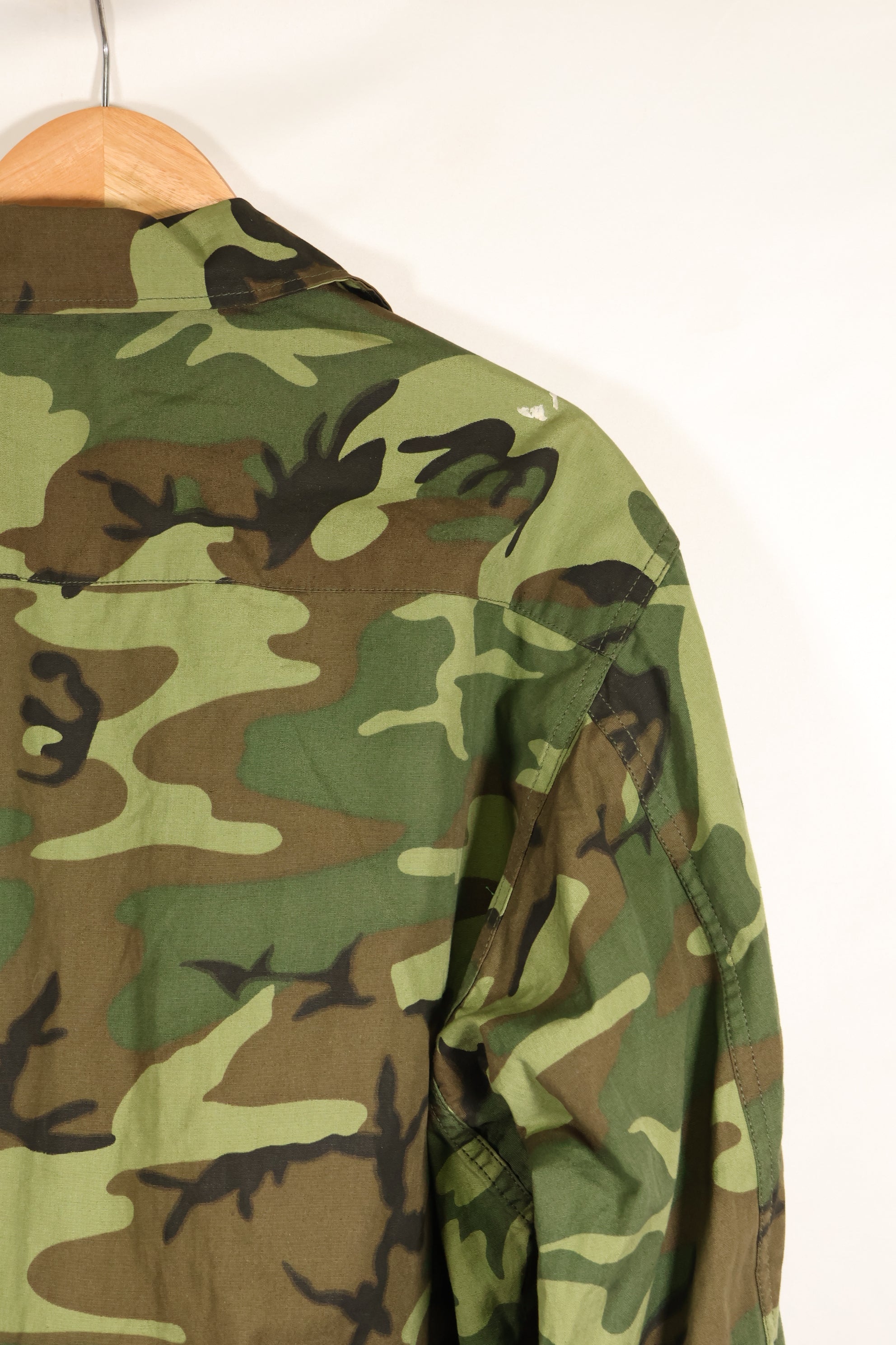 Circa 1966–67 | Estimated M-R | ERDL | Non-ripstop | Early print | Jungle fatigue jacket | Used